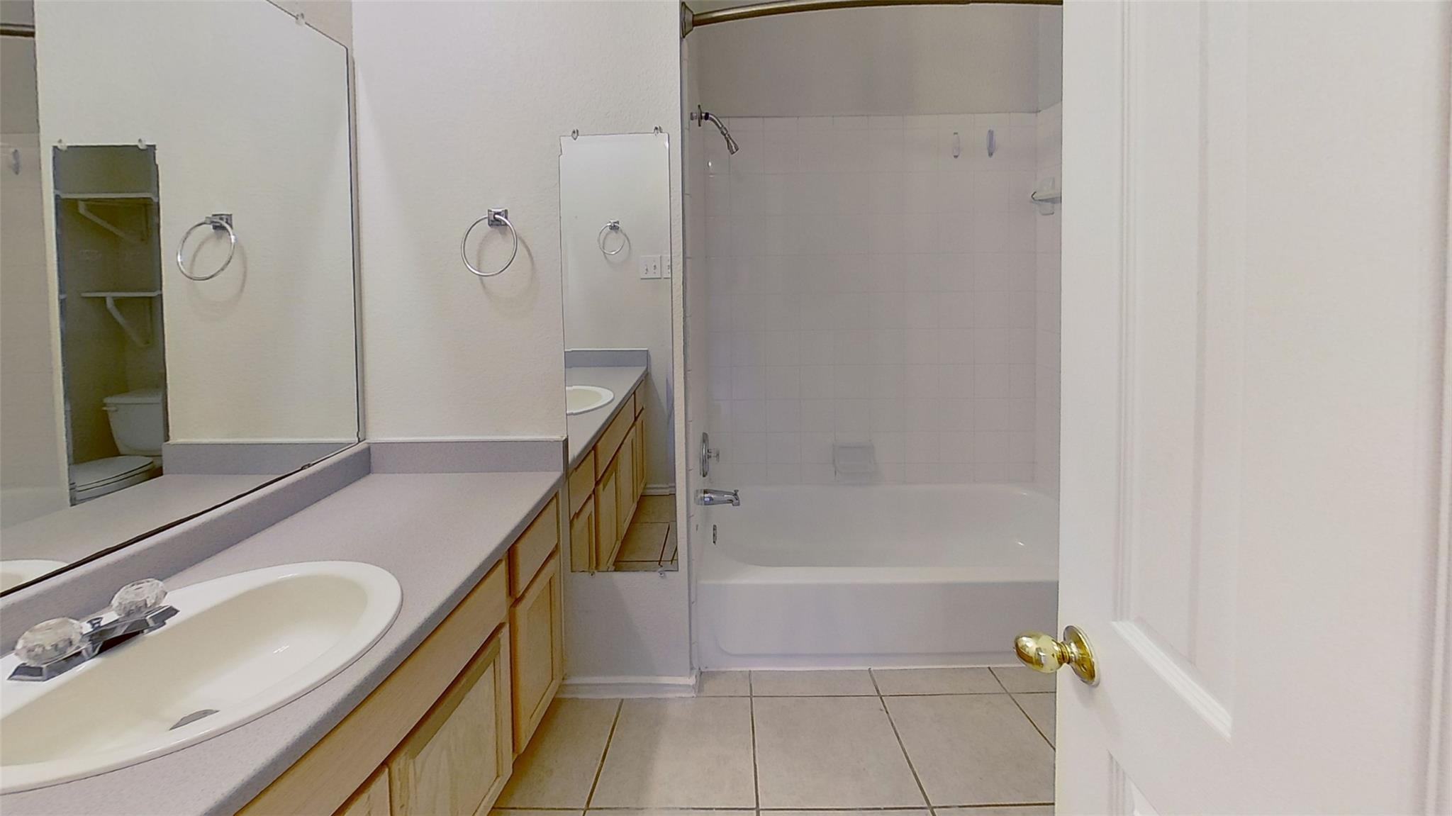 1705 Constantino Cir # B, Austin, TX 78745