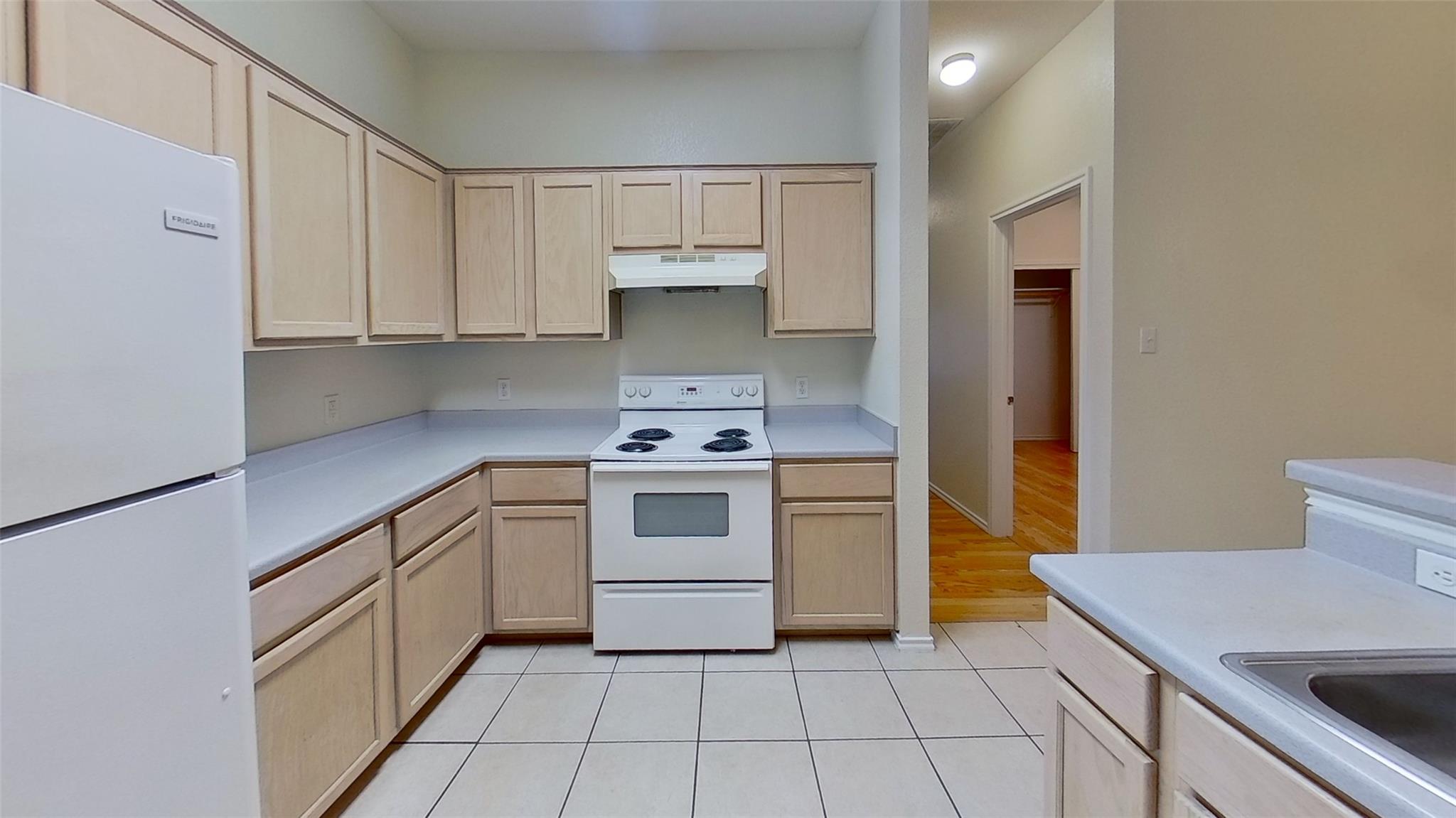 1705 Constantino Cir # B, Austin, TX 78745