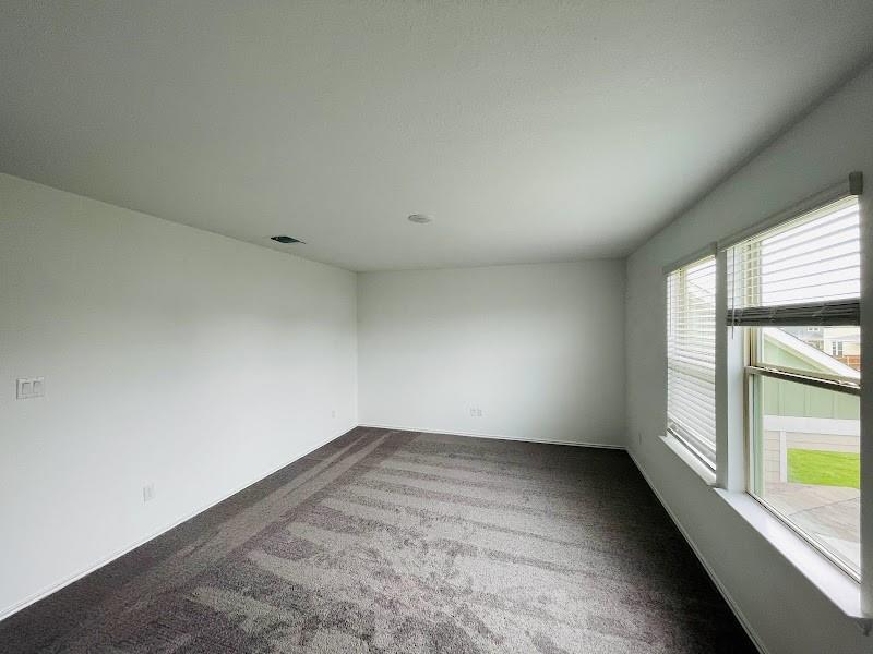 128 BANYON Dr, Liberty Hill, TX 78642