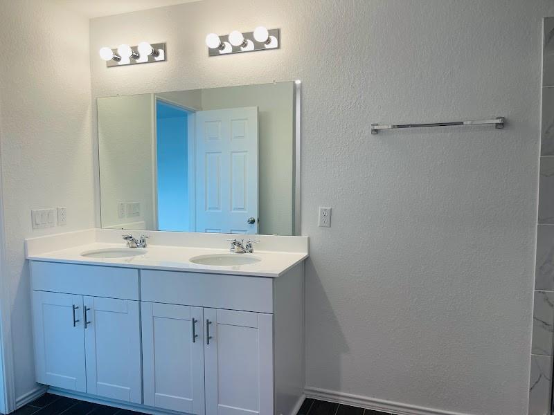 128 BANYON Dr, Liberty Hill, TX 78642