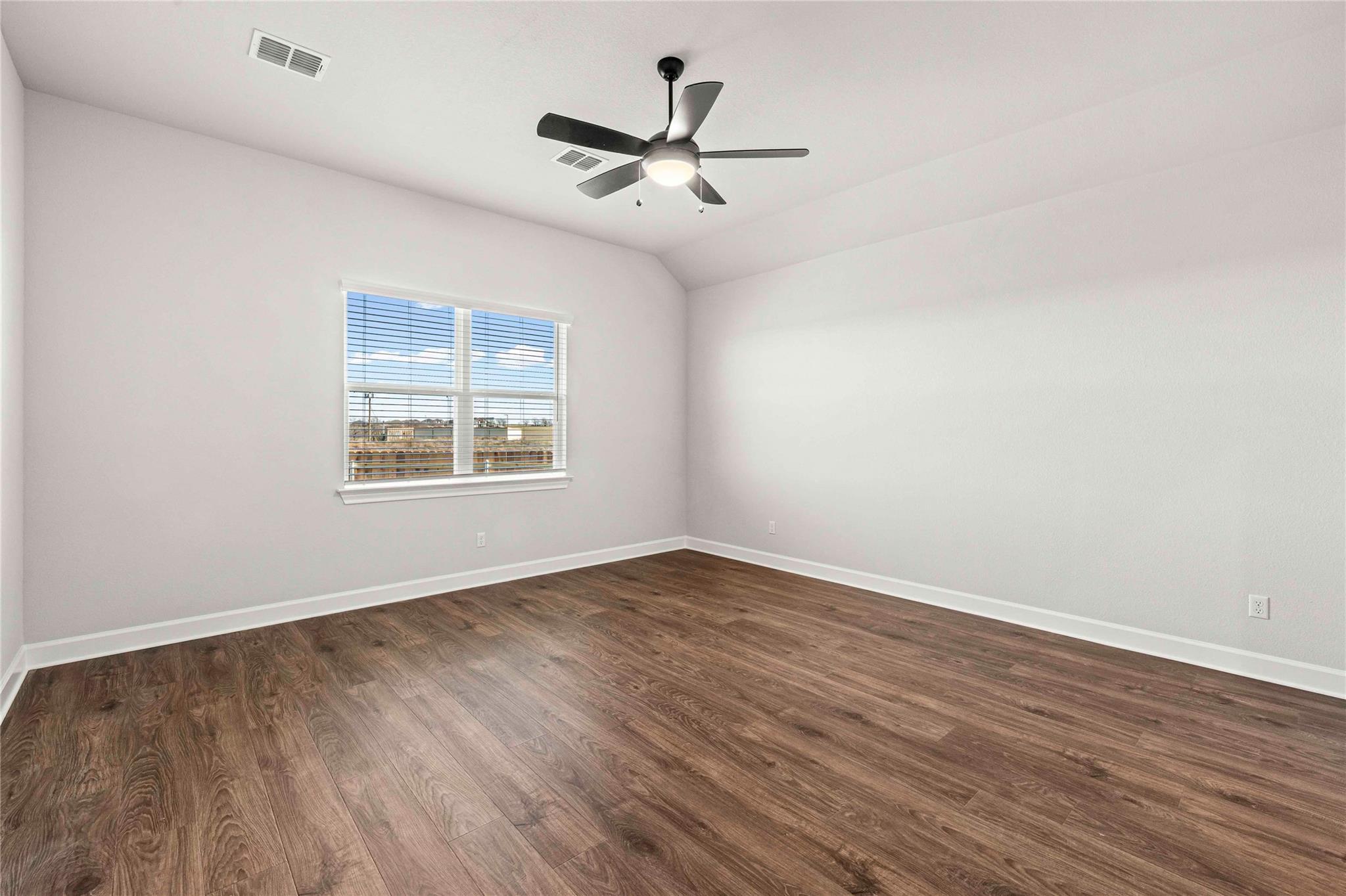405 W Luna Blue Ln, Jarrell, TX 76537