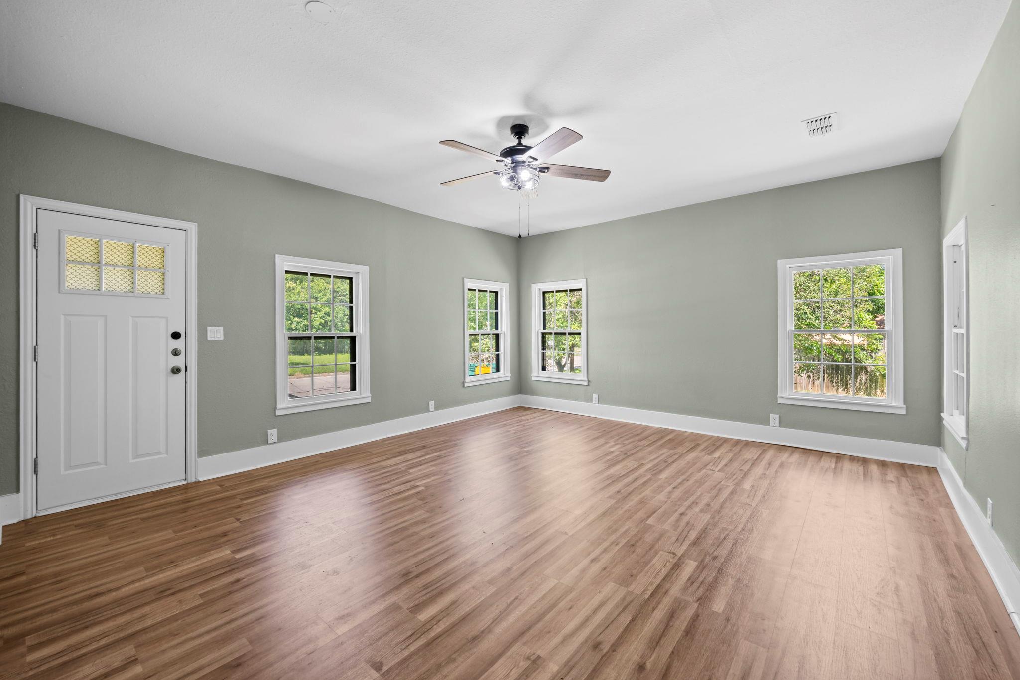 617 N Beal St, Belton, TX 76513