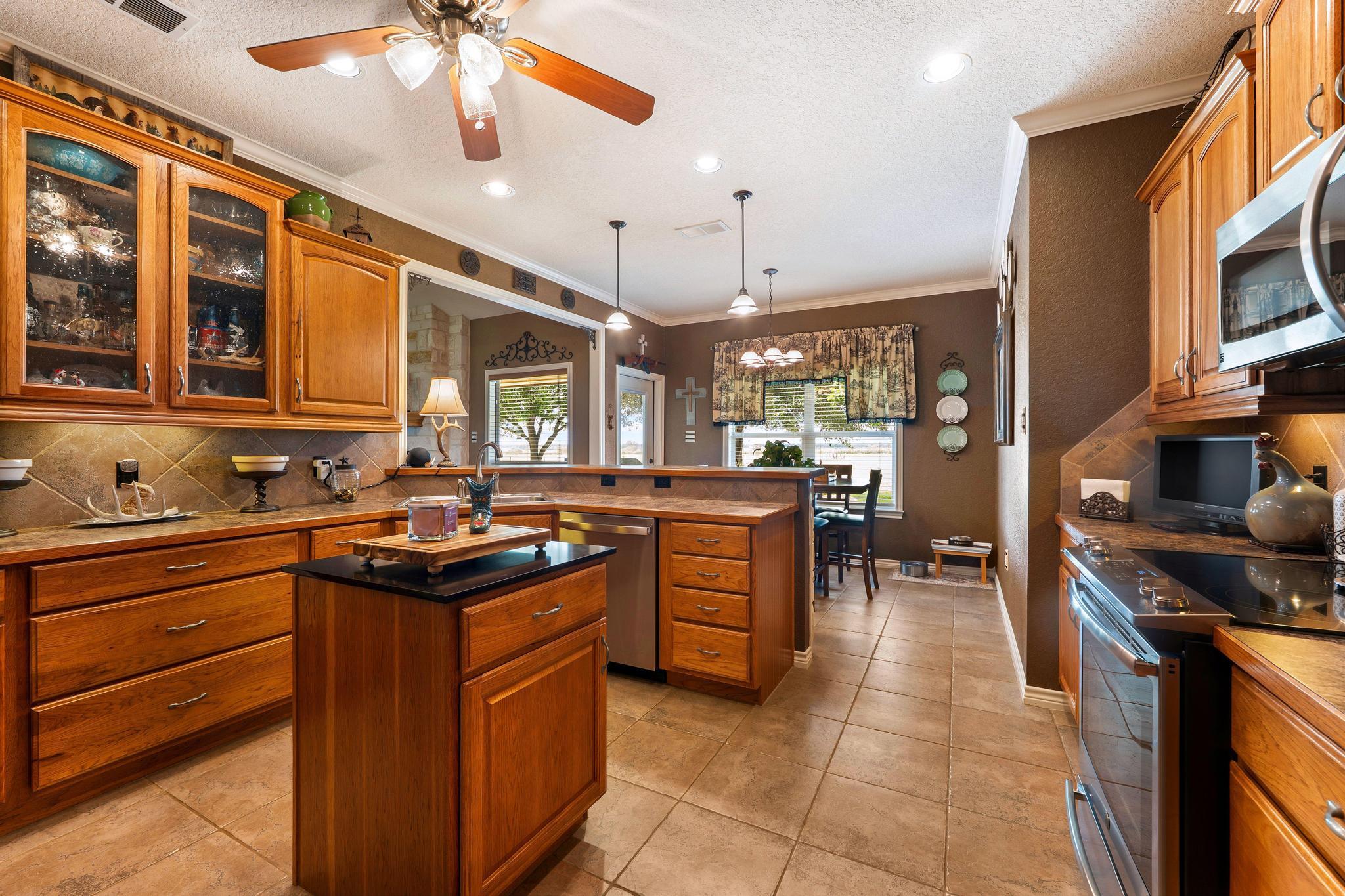 19000 Fm 971, Granger, TX 76530