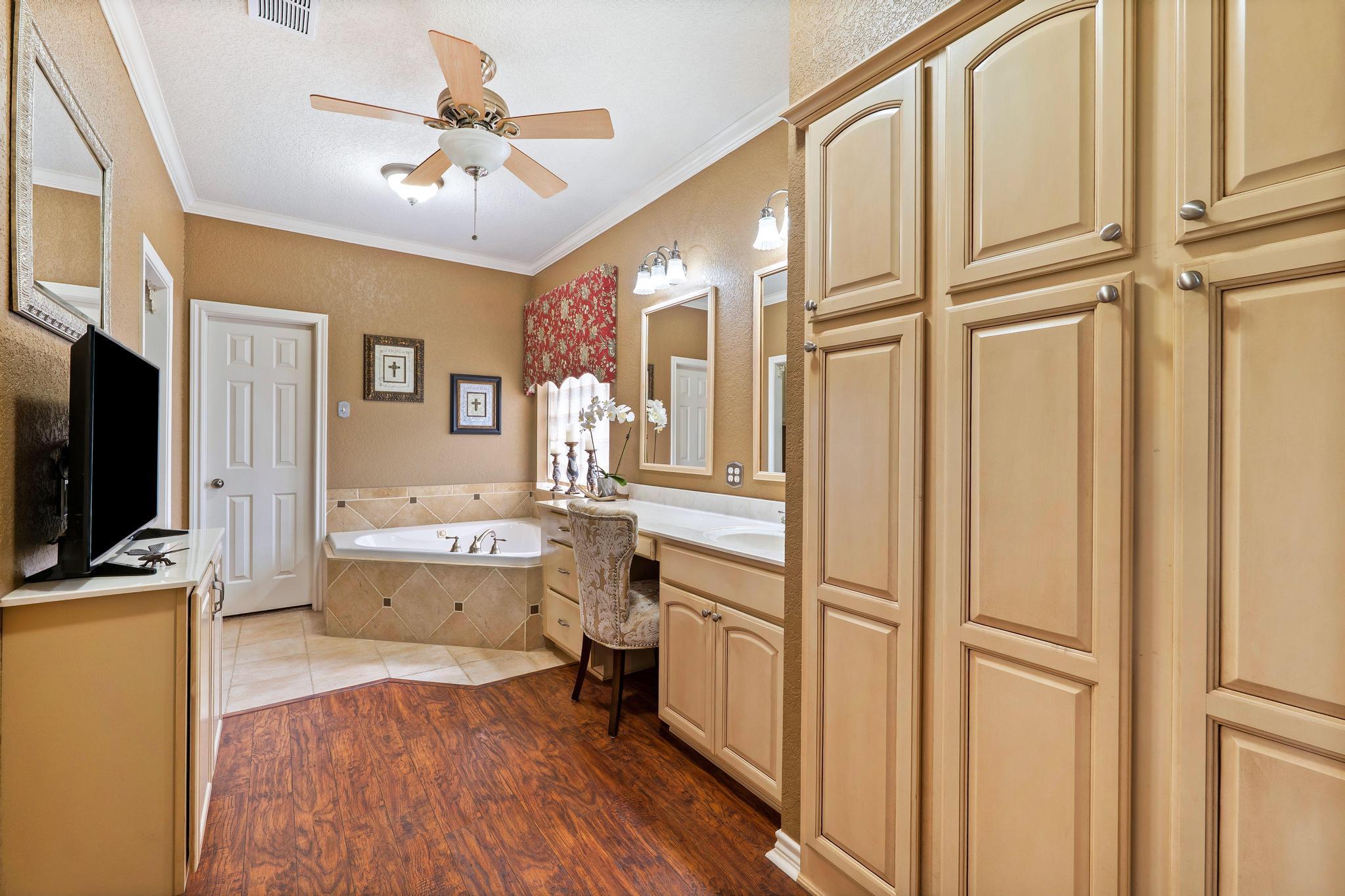 19000 Fm 971, Granger, TX 76530