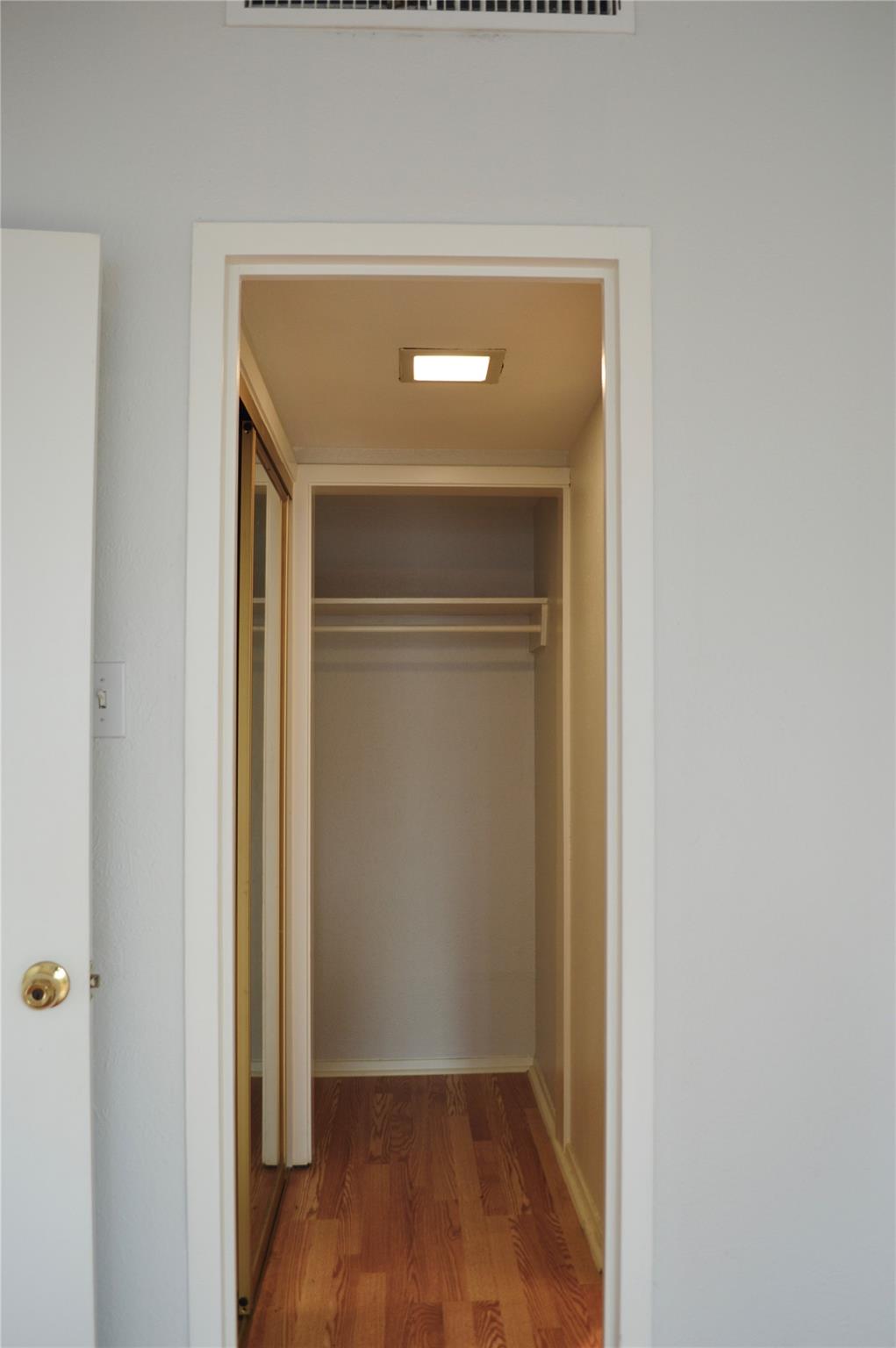 1800 LAVACA St # 807, Austin, TX 78701