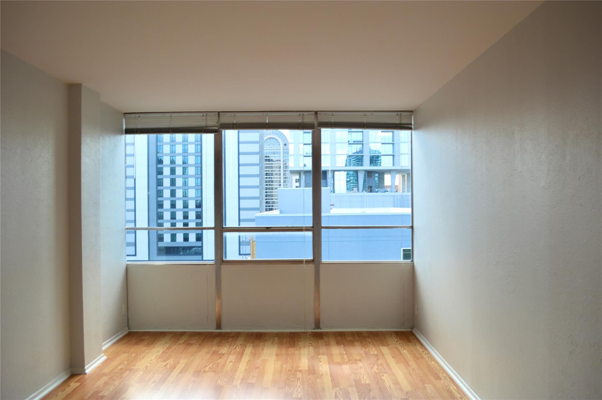 1800 LAVACA St # 807, Austin, TX 78701