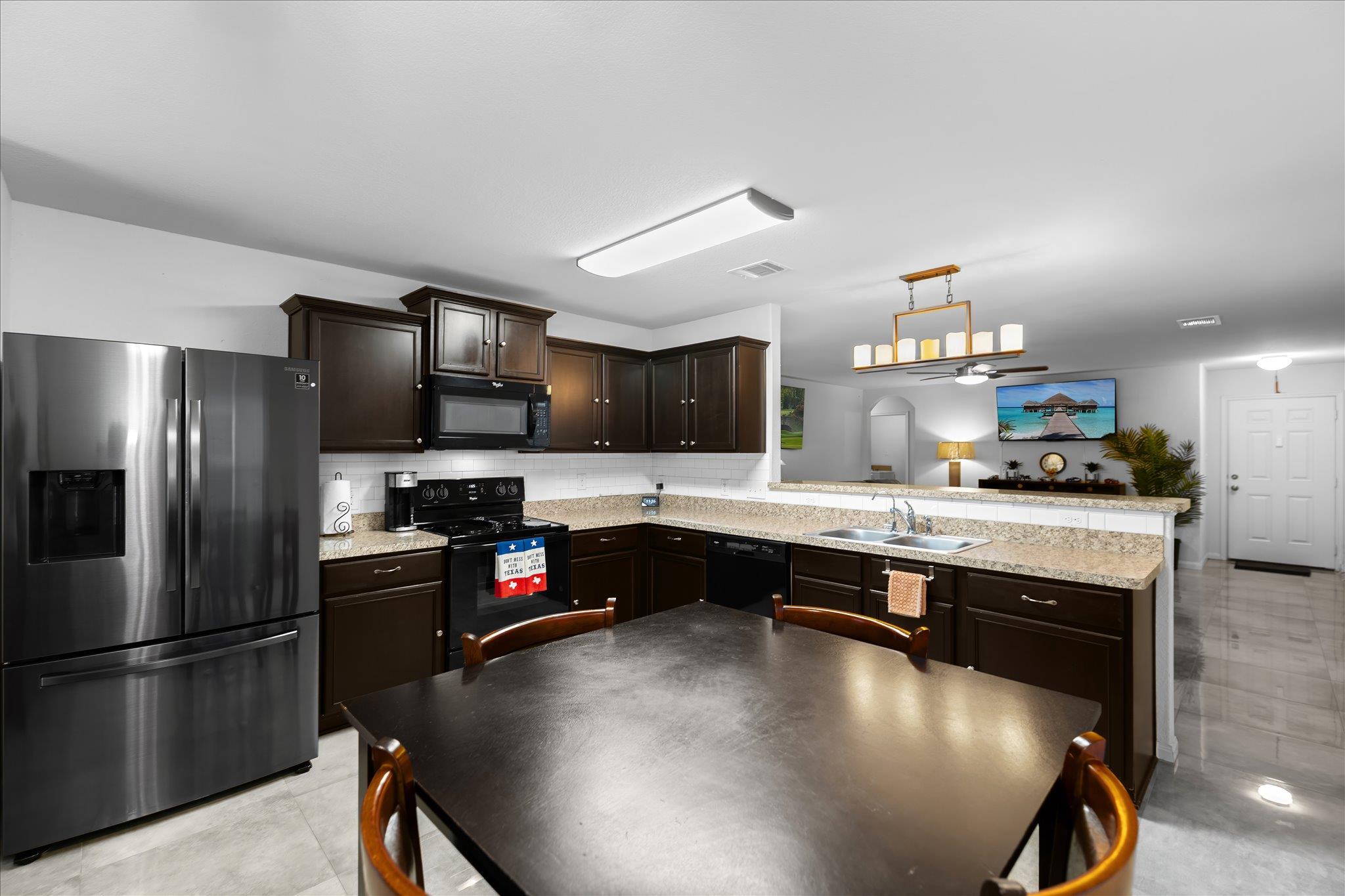 1533 Breanna Ln, Kyle, TX 78640