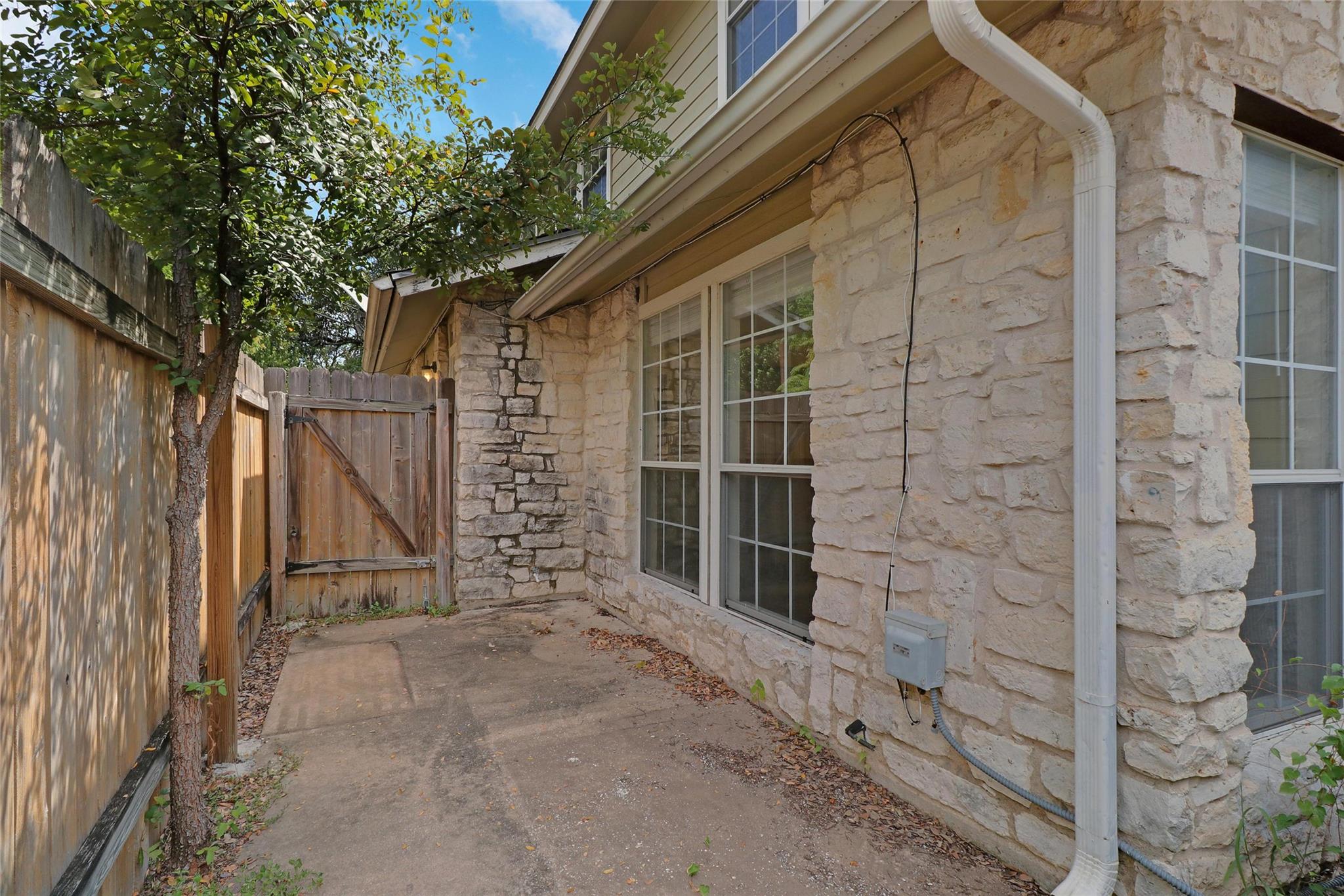1501 Camp Craft Rd # A, West Lake Hills, TX 78746
