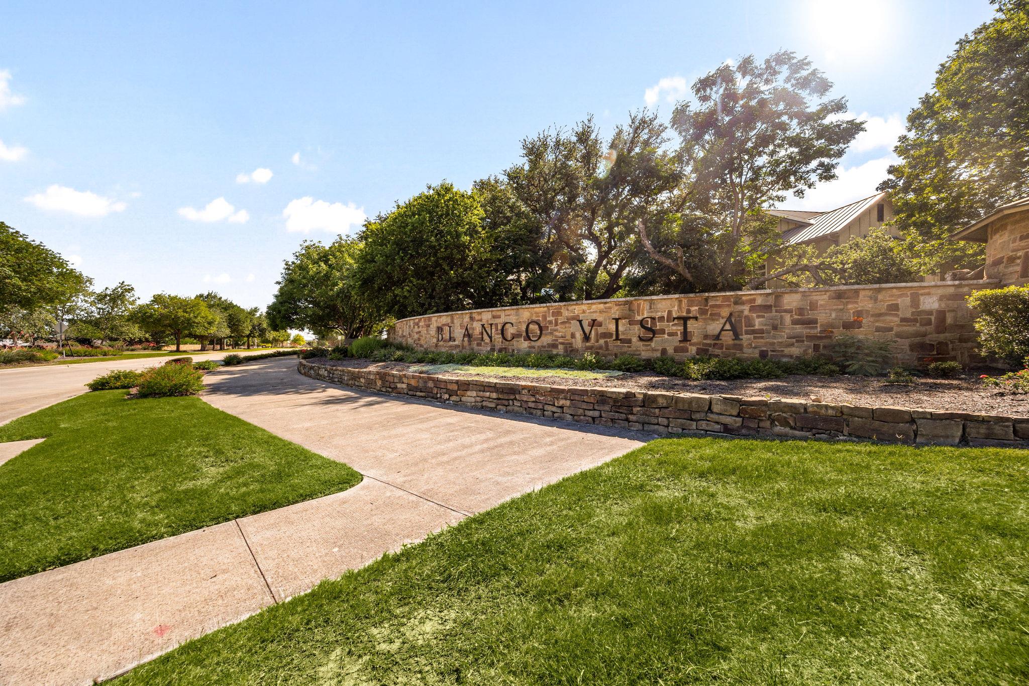 332 Ancient Oak Way, San Marcos, TX 78666