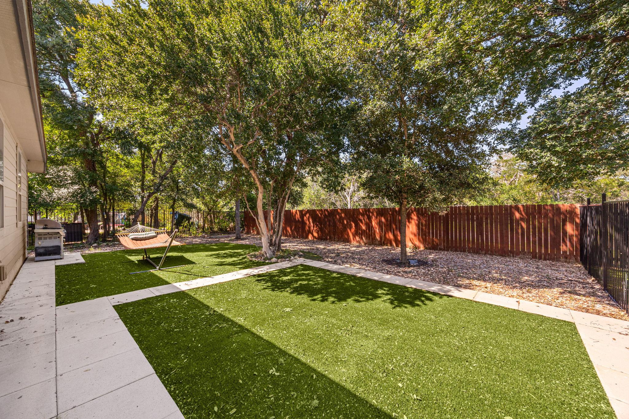 332 Ancient Oak Way, San Marcos, TX 78666