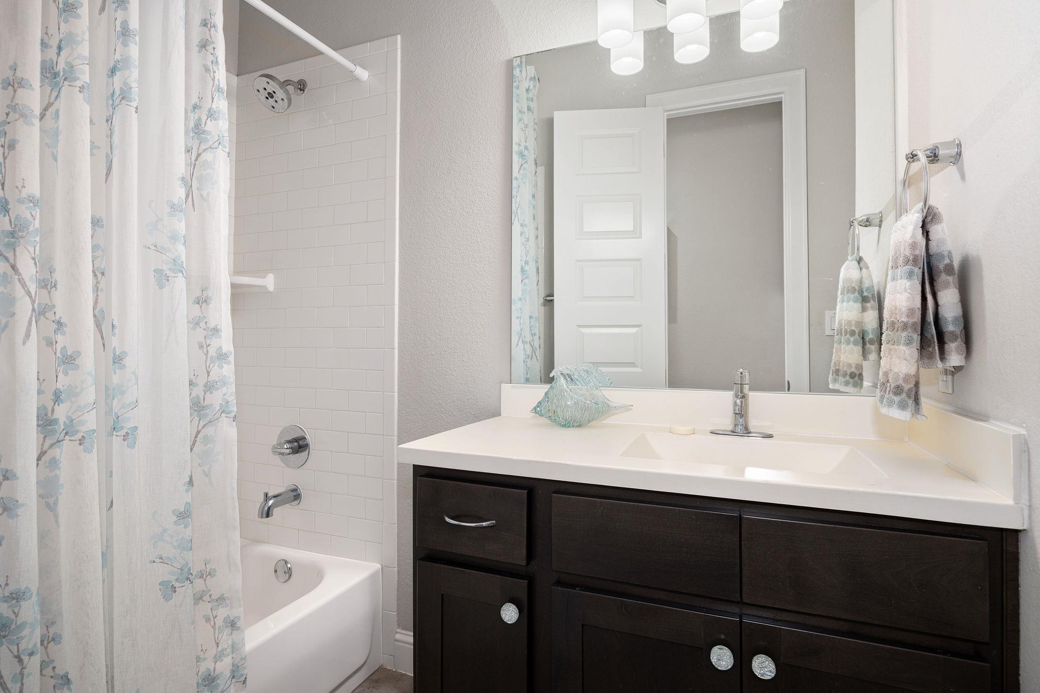 332 Ancient Oak Way, San Marcos, TX 78666