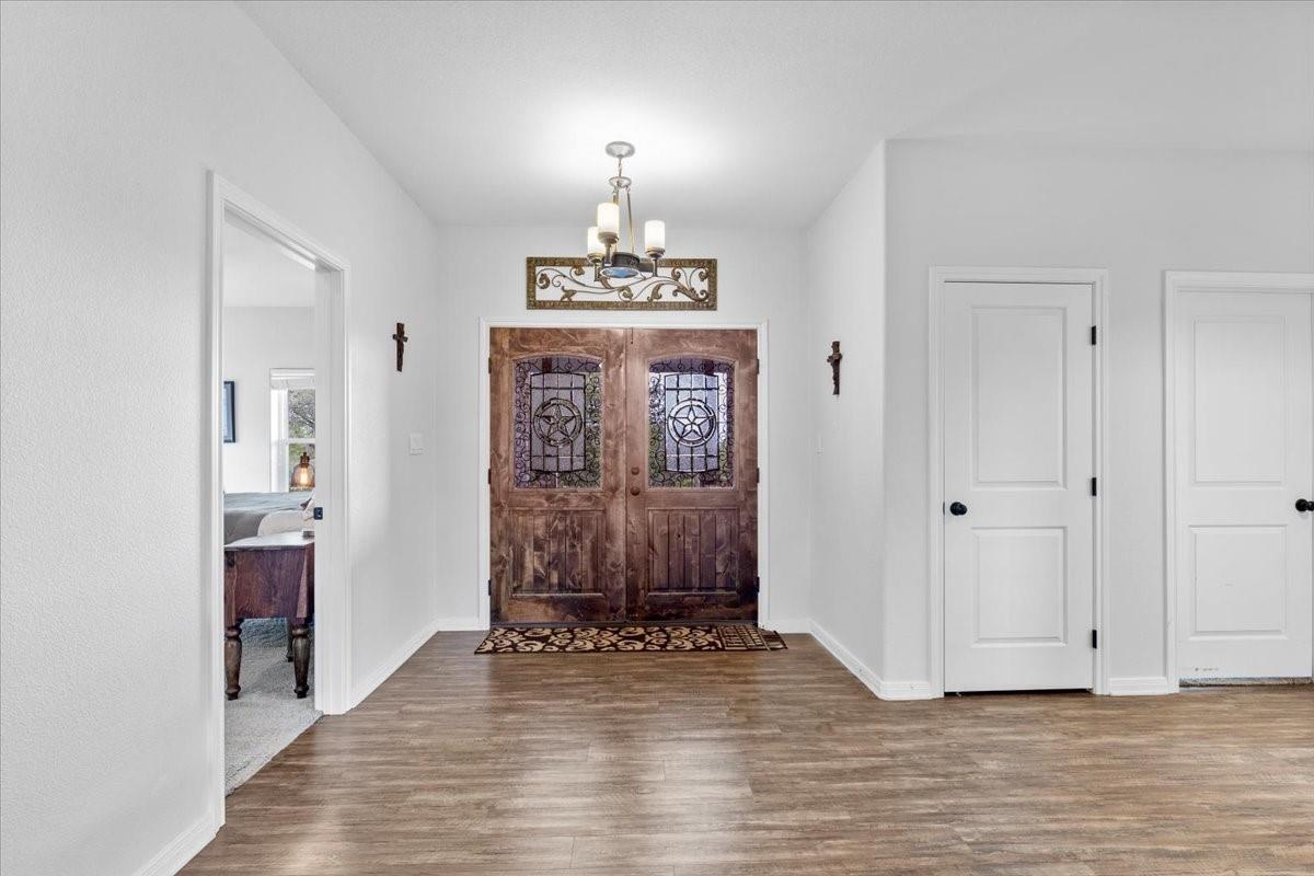 1883 Watterson Rd, Red Rock, TX 78662