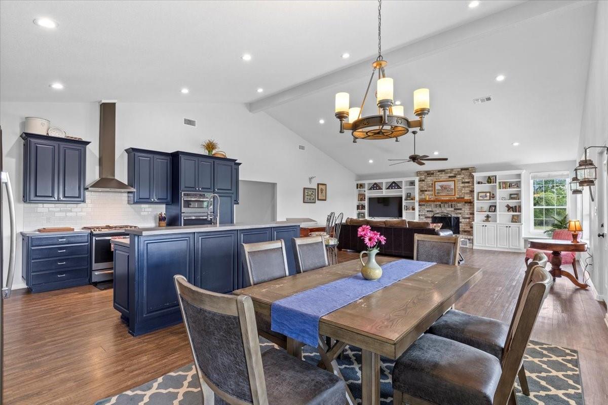 1883 Watterson Rd, Red Rock, TX 78662