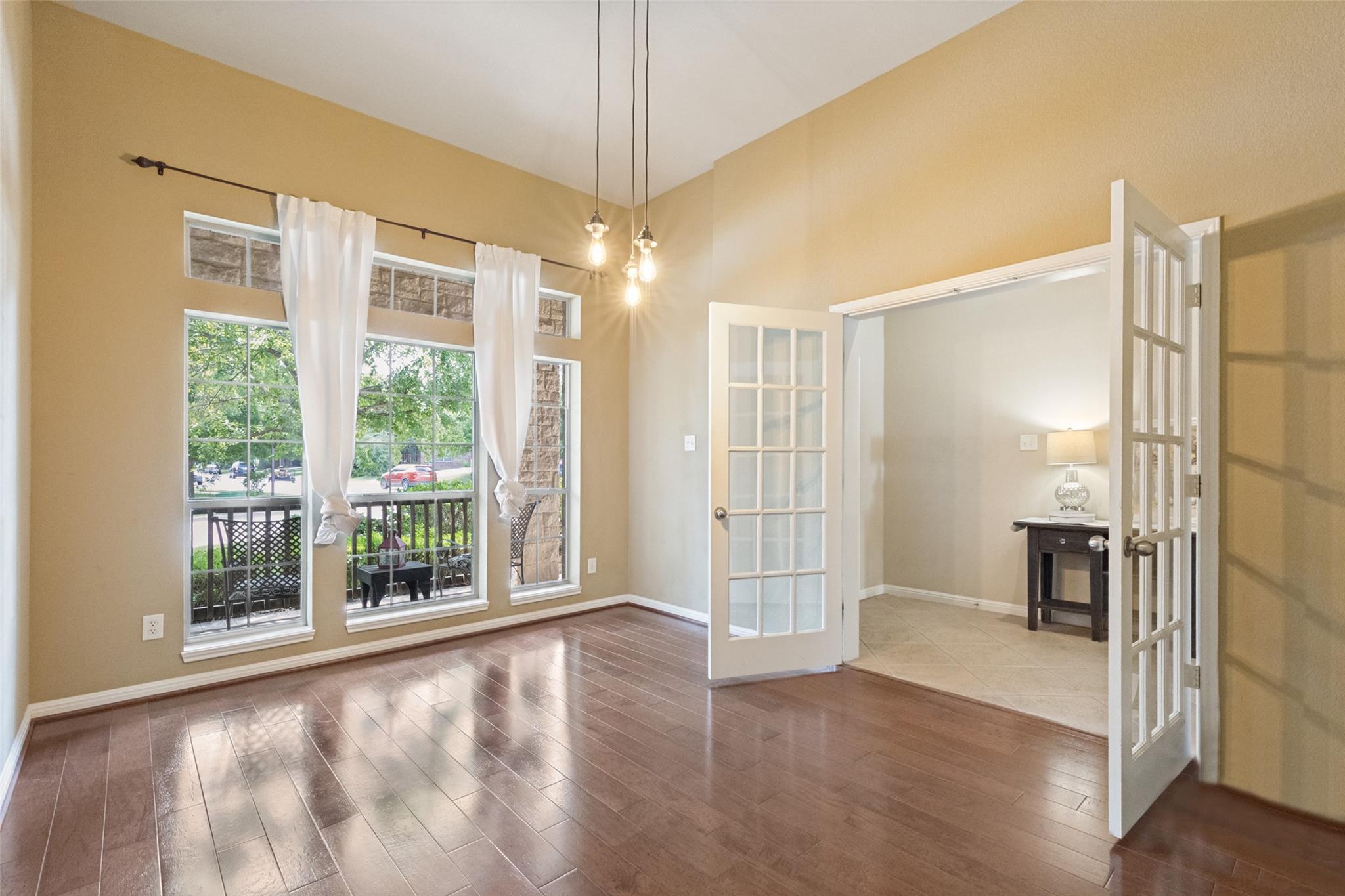2718 Sun Mountain Dr, Leander, TX 78641