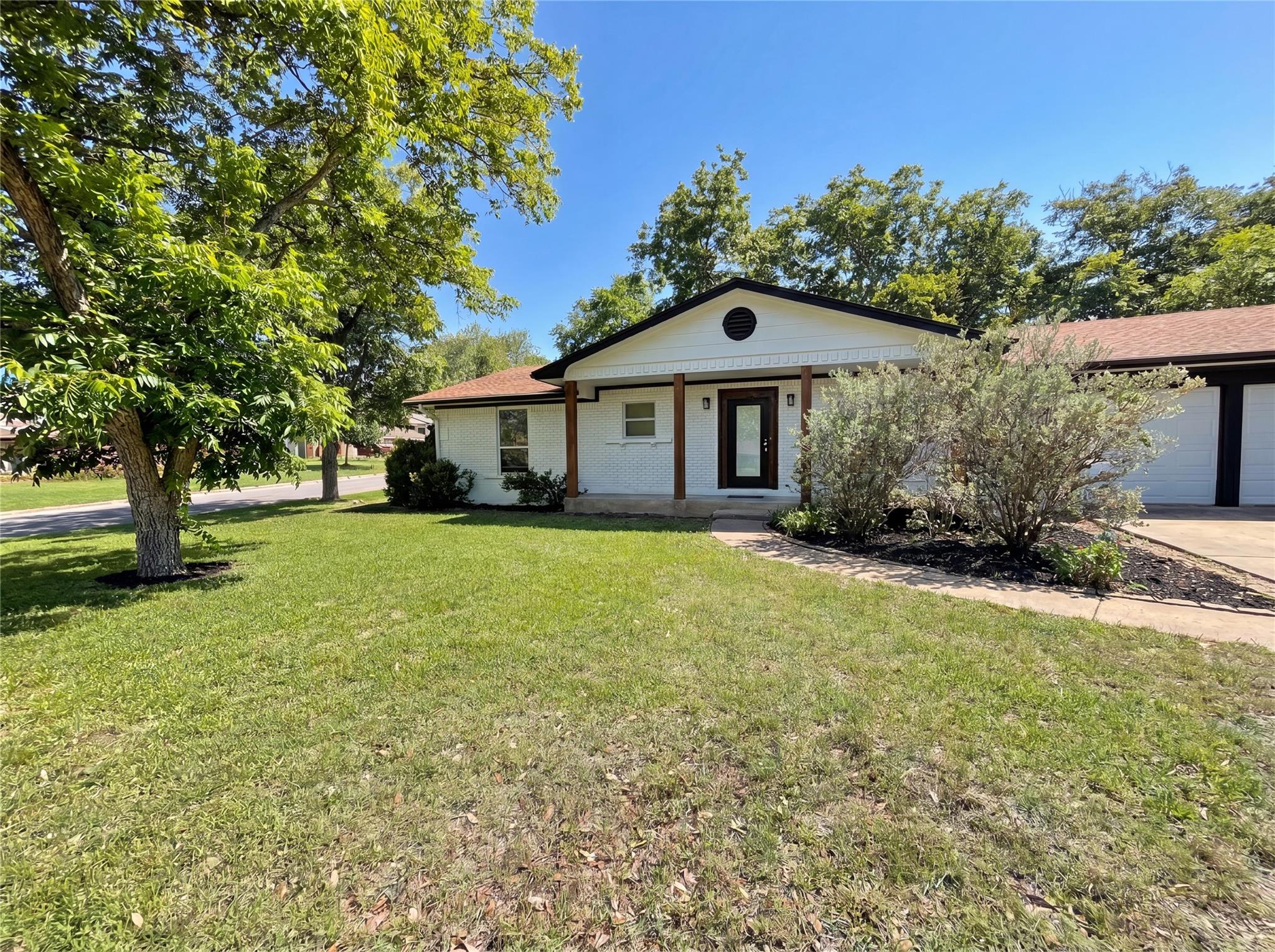 2609 Loyola Ln, Austin, TX 78723