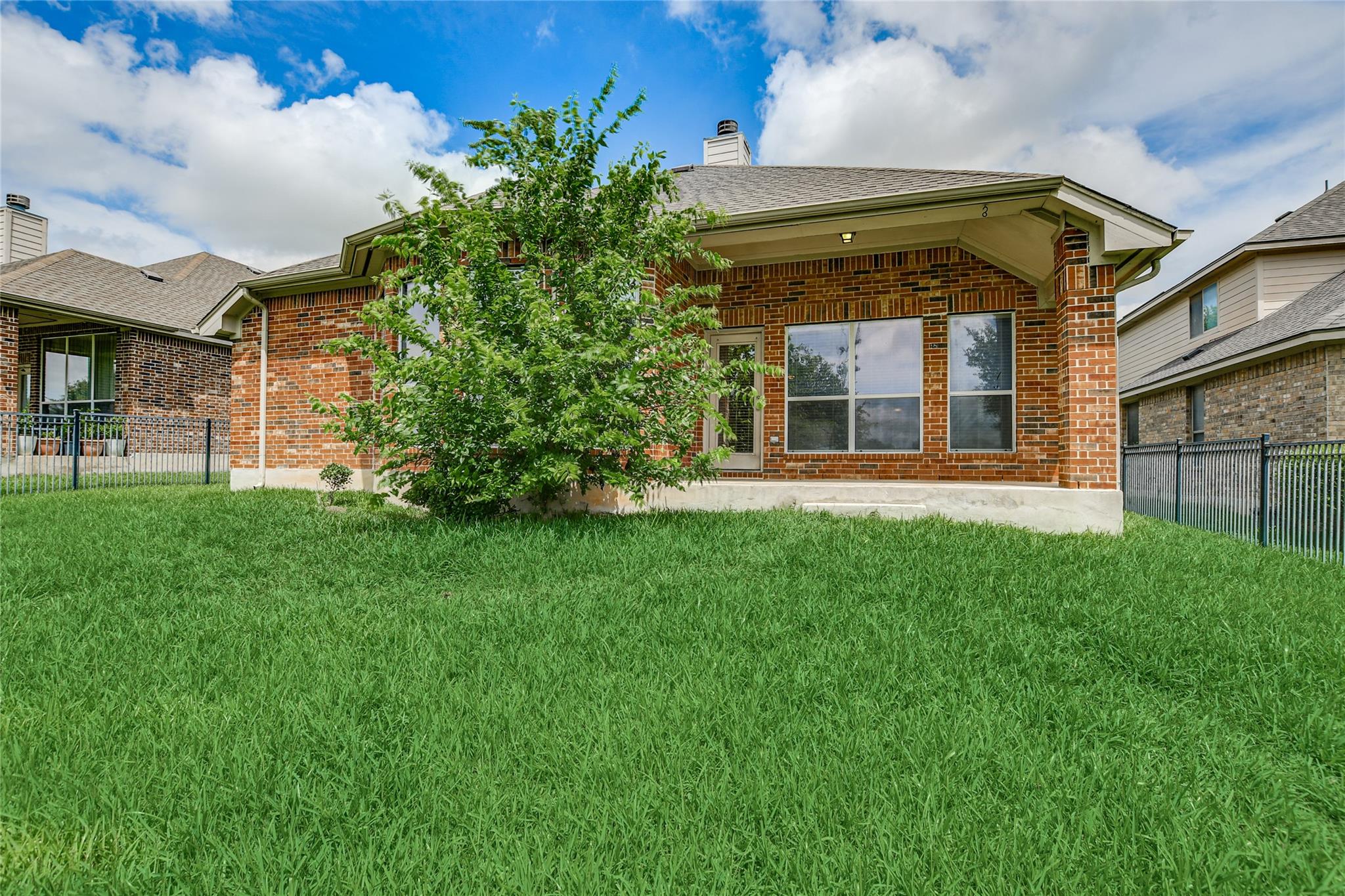 1907 Windberry Path, Round Rock, TX 78665