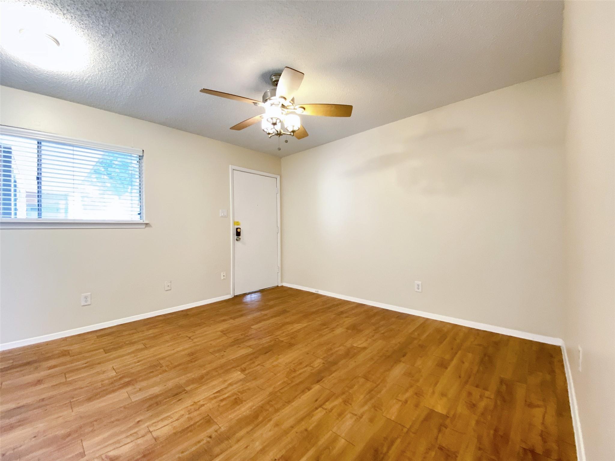 2800 Swisher St # 116, Austin, TX 78705