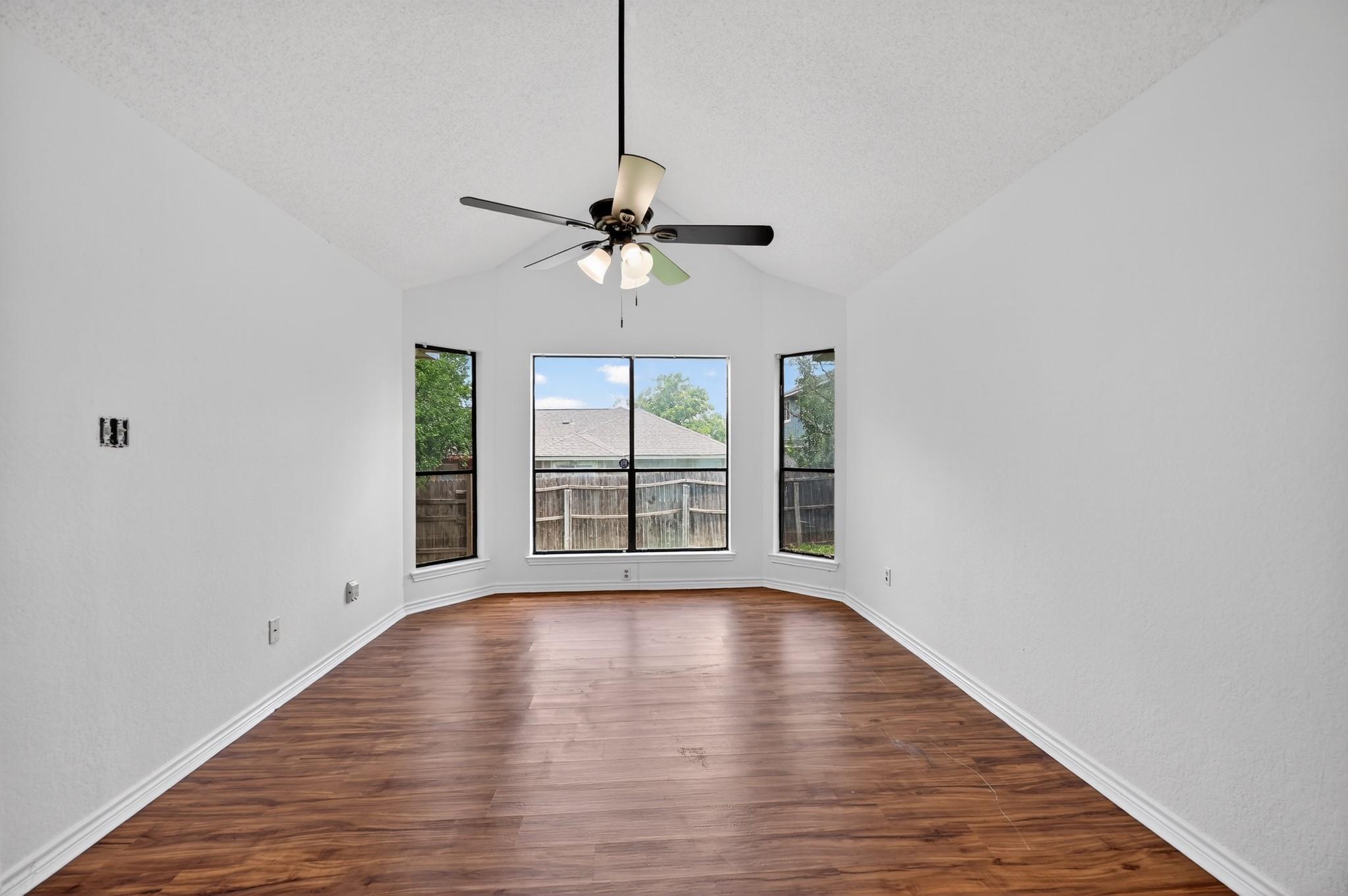 1222 Ivybridge Dr, Pflugerville, TX 78660