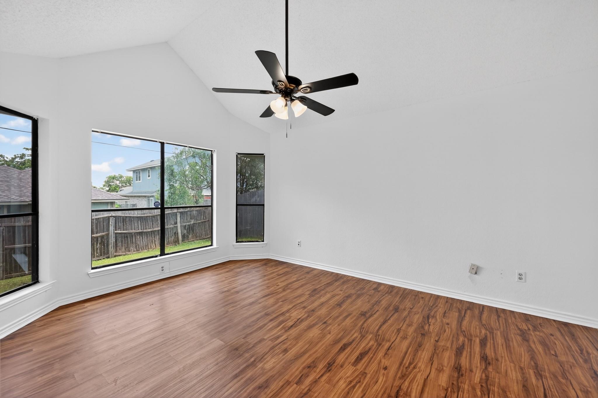 1222 Ivybridge Dr, Pflugerville, TX 78660