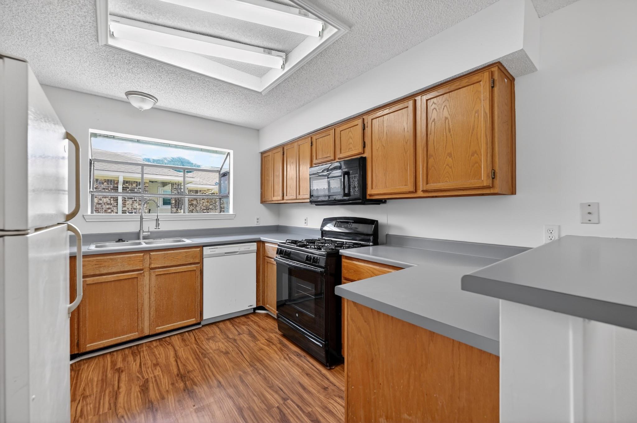 1222 Ivybridge Dr, Pflugerville, TX 78660