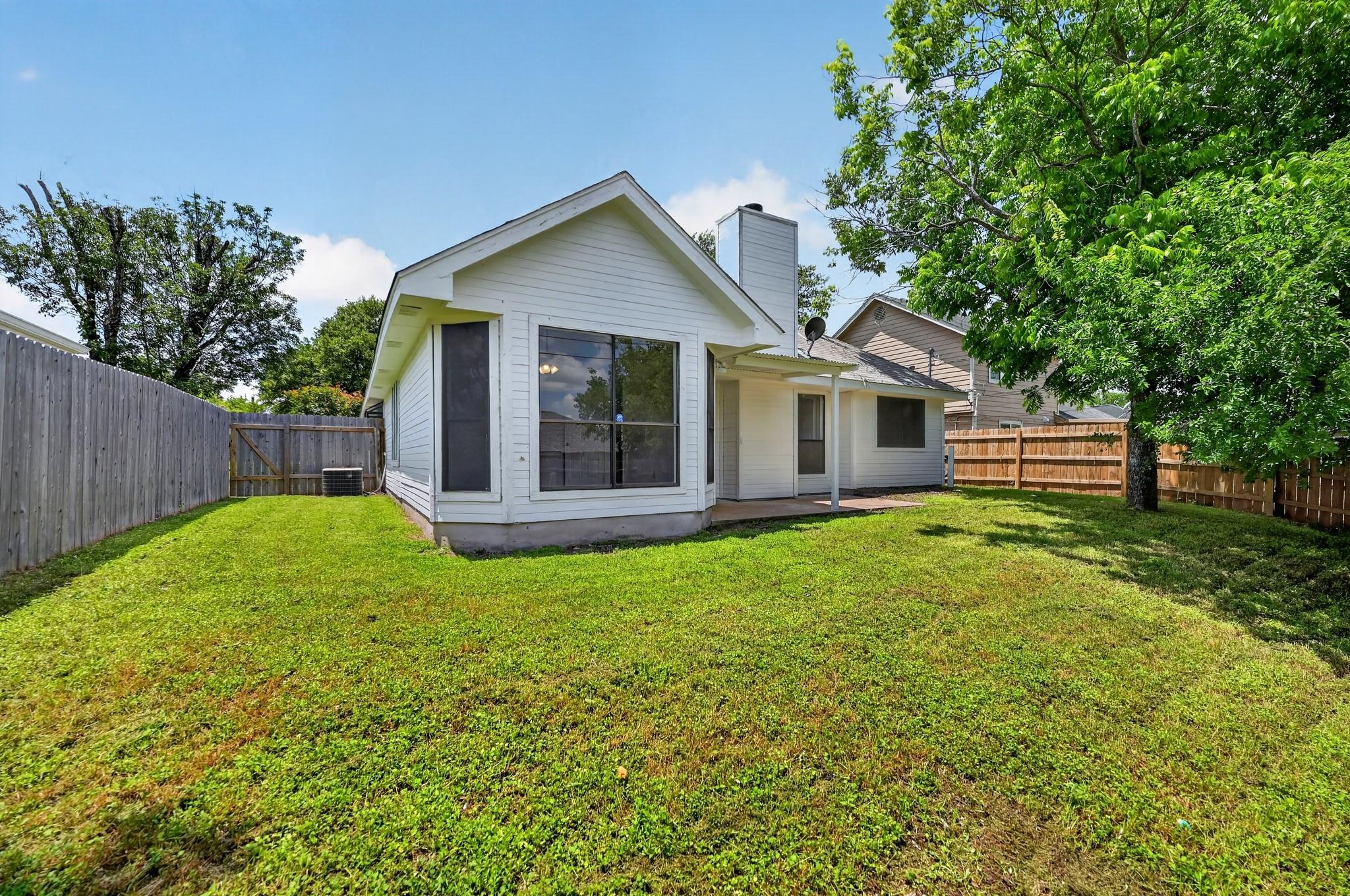 1222 Ivybridge Dr, Pflugerville, TX 78660