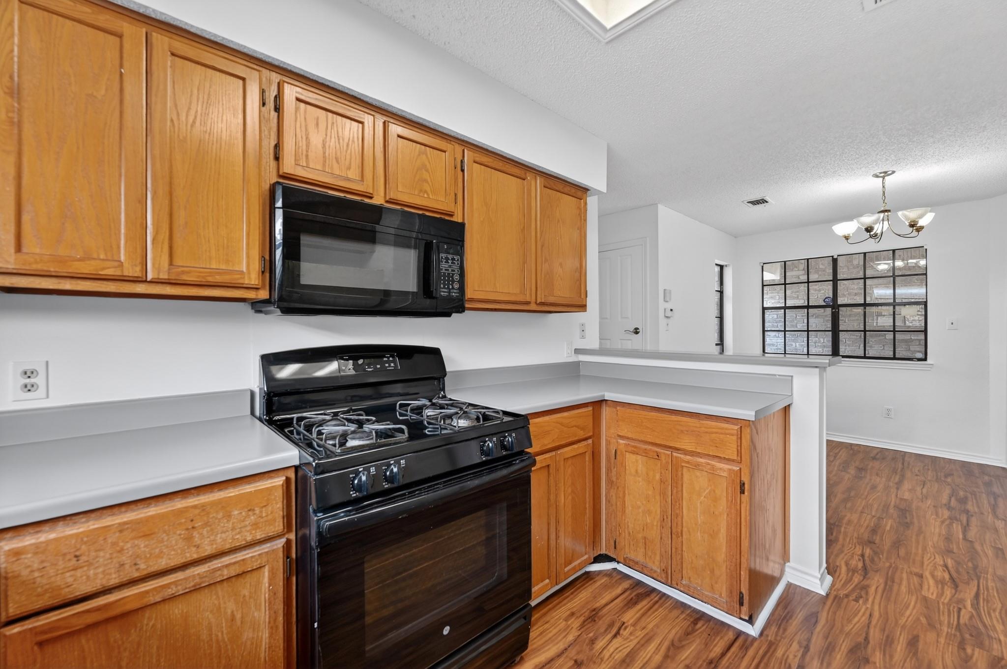 1222 Ivybridge Dr, Pflugerville, TX 78660
