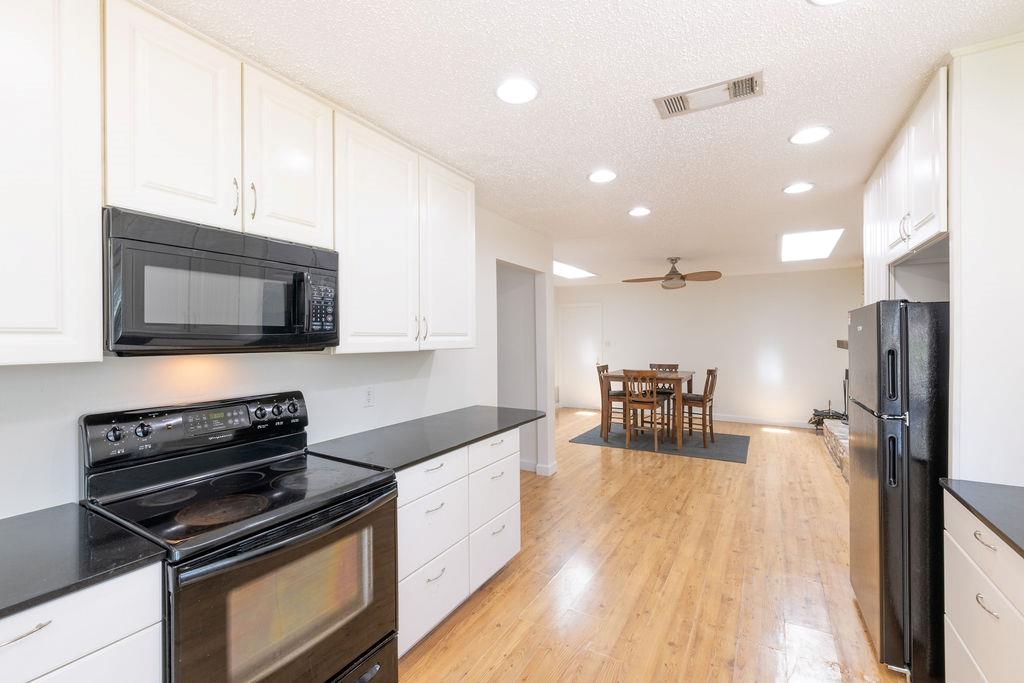 5310 Presidio Rd, Austin, TX 78745