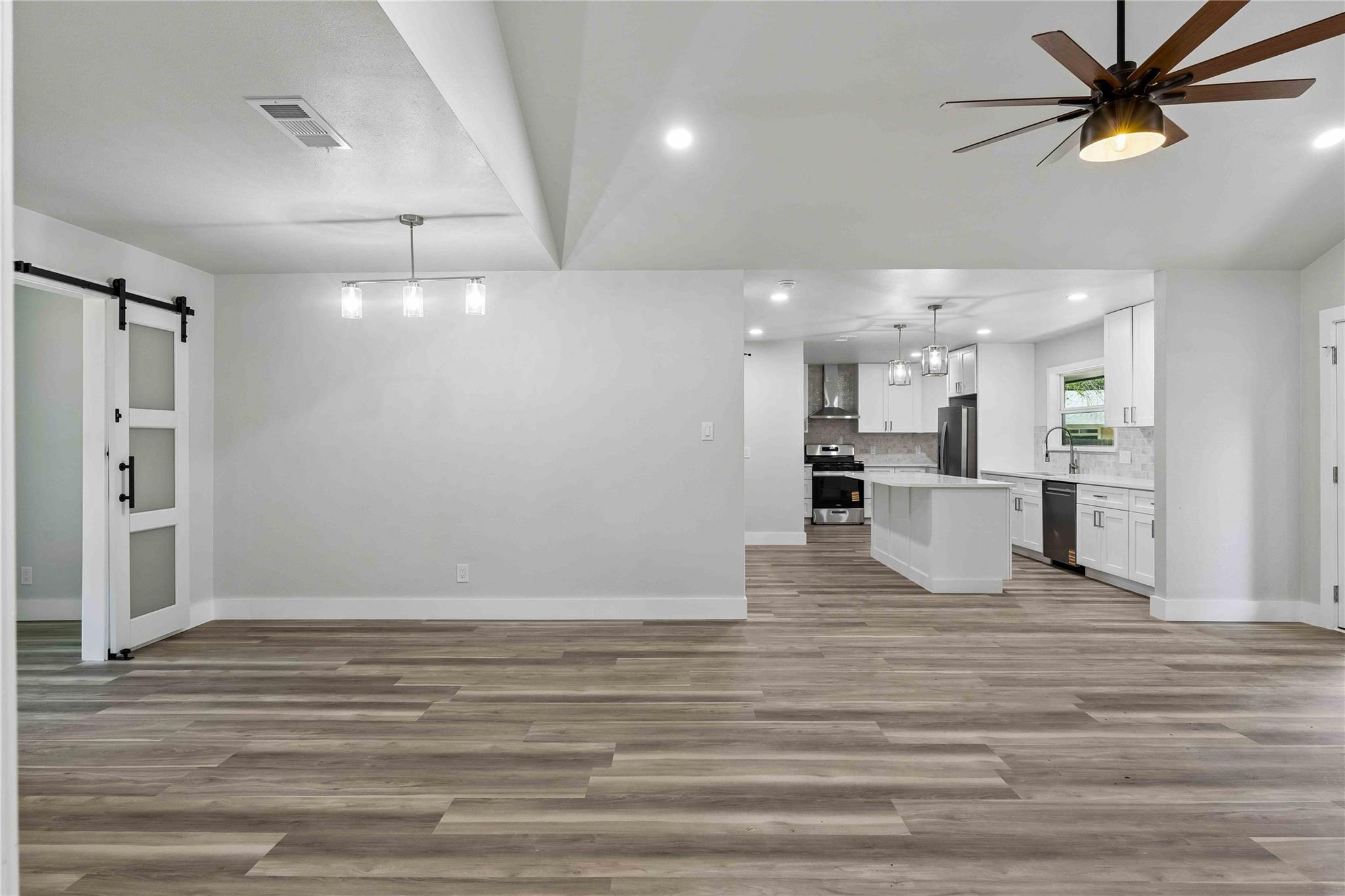 2306 Standish Dr, Austin, TX 78745