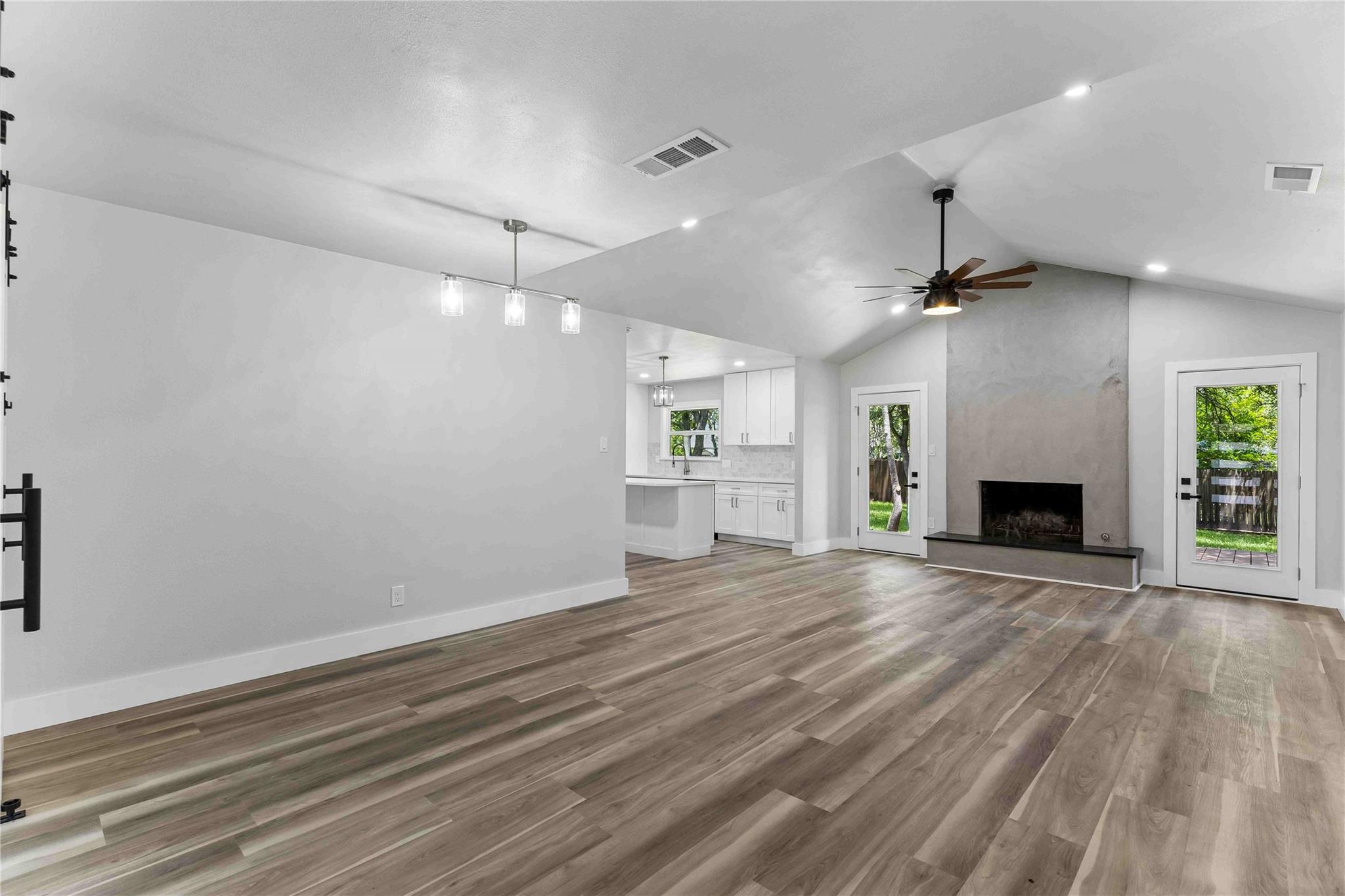 2306 Standish Dr, Austin, TX 78745
