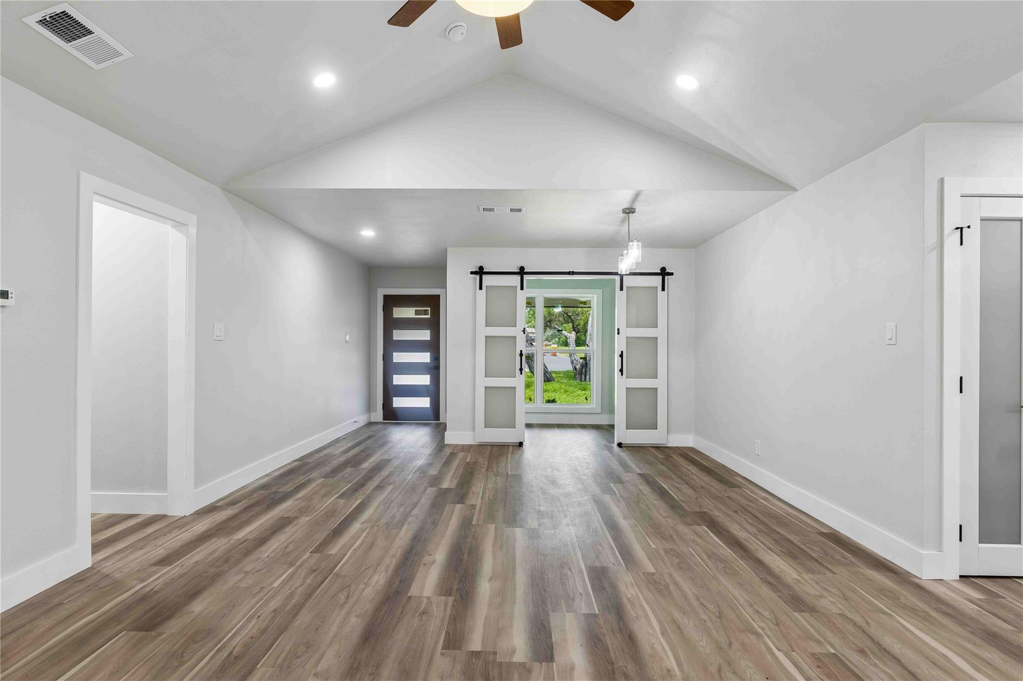 2306 Standish Dr, Austin, TX 78745