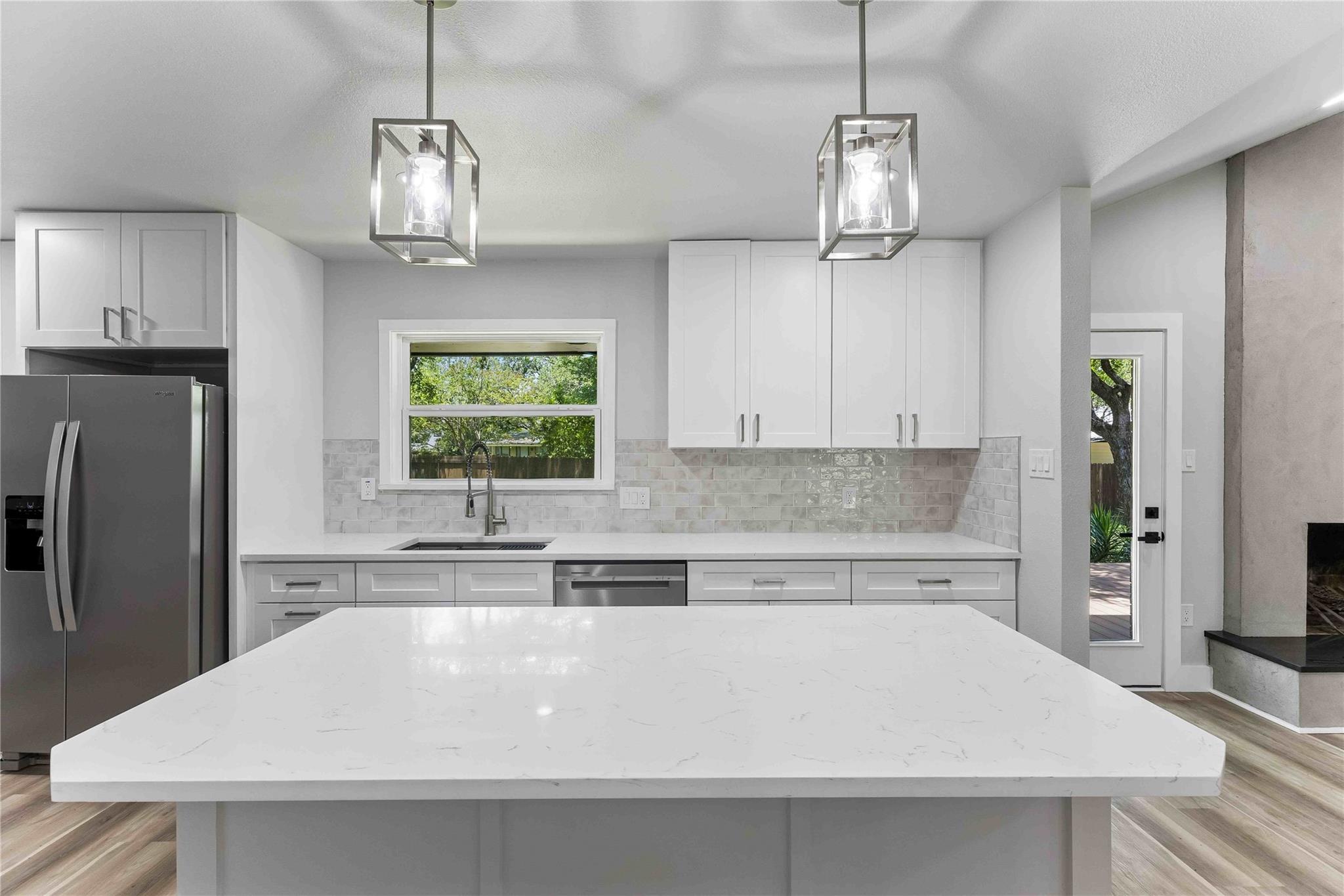 2306 Standish Dr, Austin, TX 78745