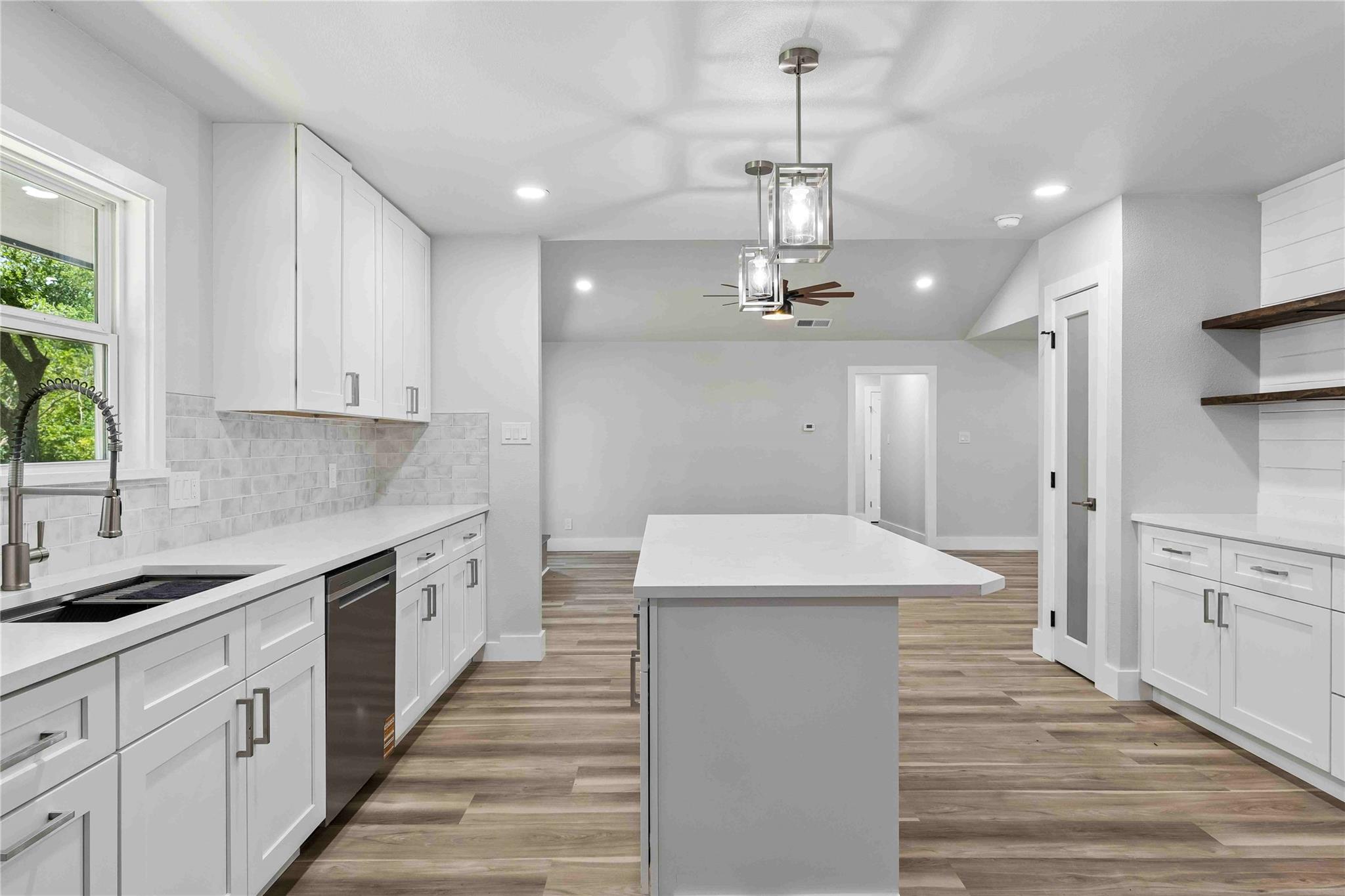 2306 Standish Dr, Austin, TX 78745