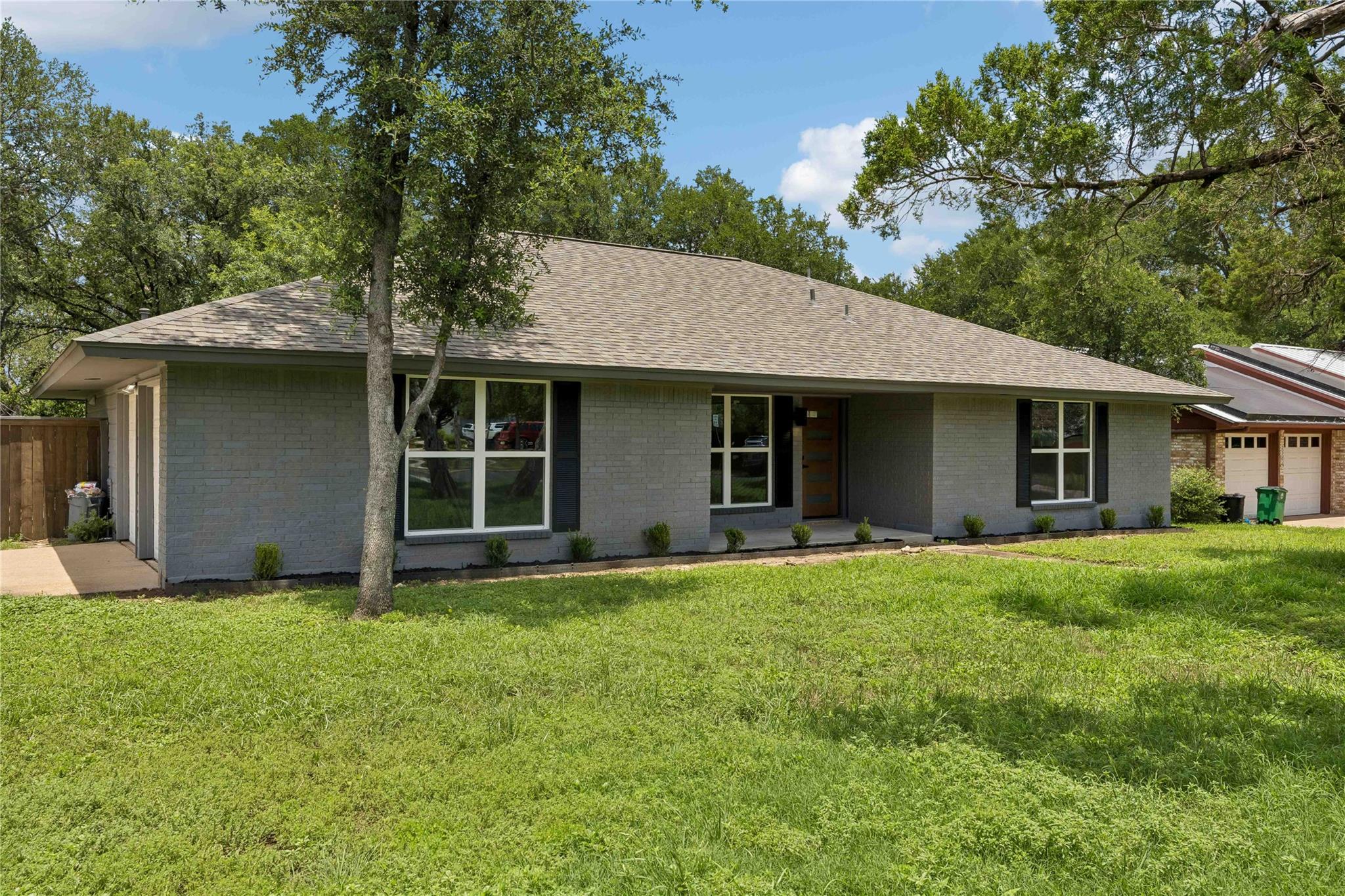 2306 Standish Dr, Austin, TX 78745