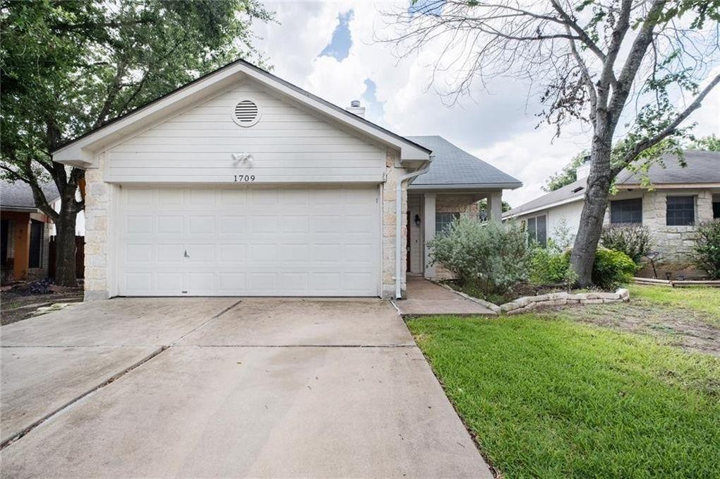 1709 Royal Ascot Dr, Pflugerville, TX 78660