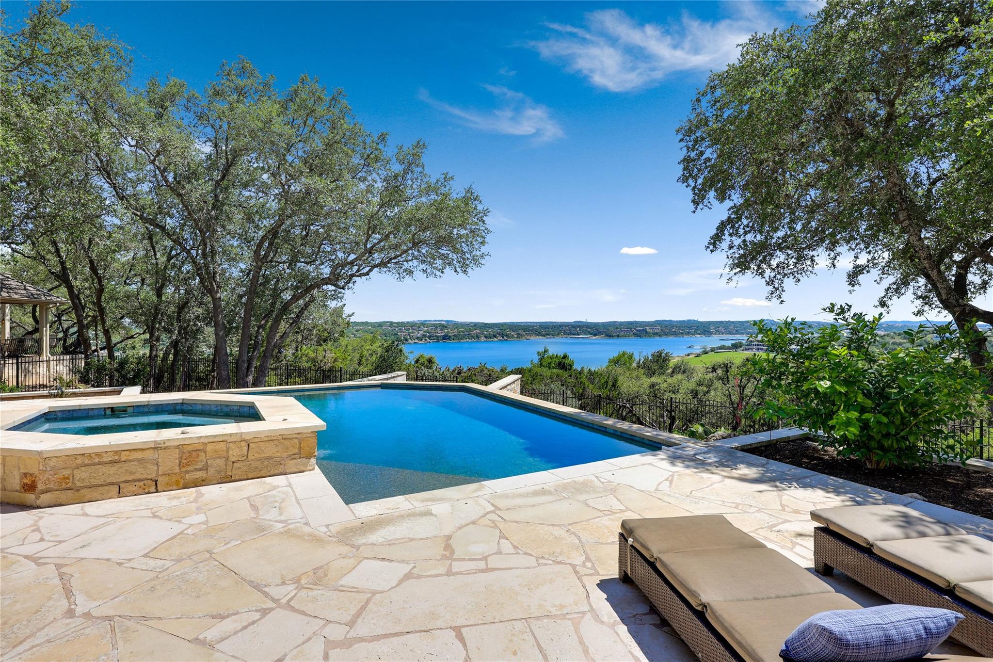 1326 Osprey Ridge Loop, Lago Vista, TX 78645