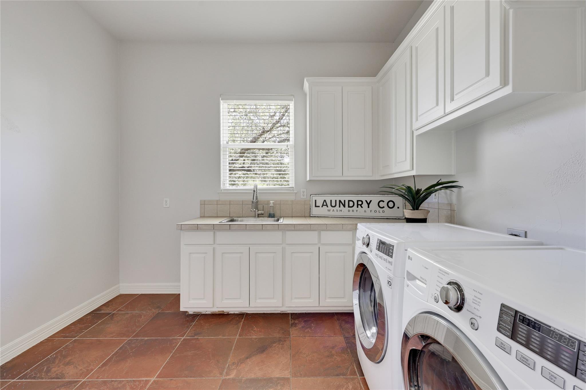 1326 Osprey Ridge Loop, Lago Vista, TX 78645
