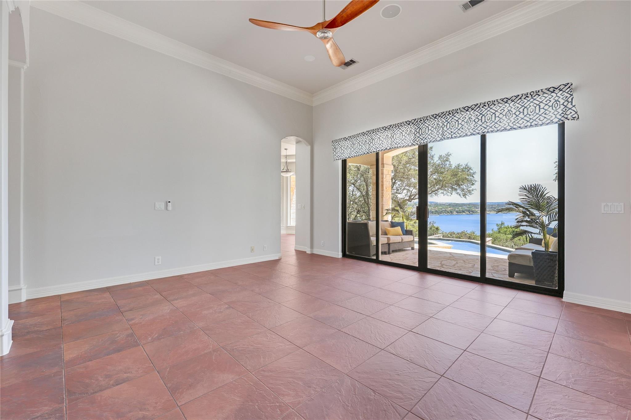 1326 Osprey Ridge Loop, Lago Vista, TX 78645