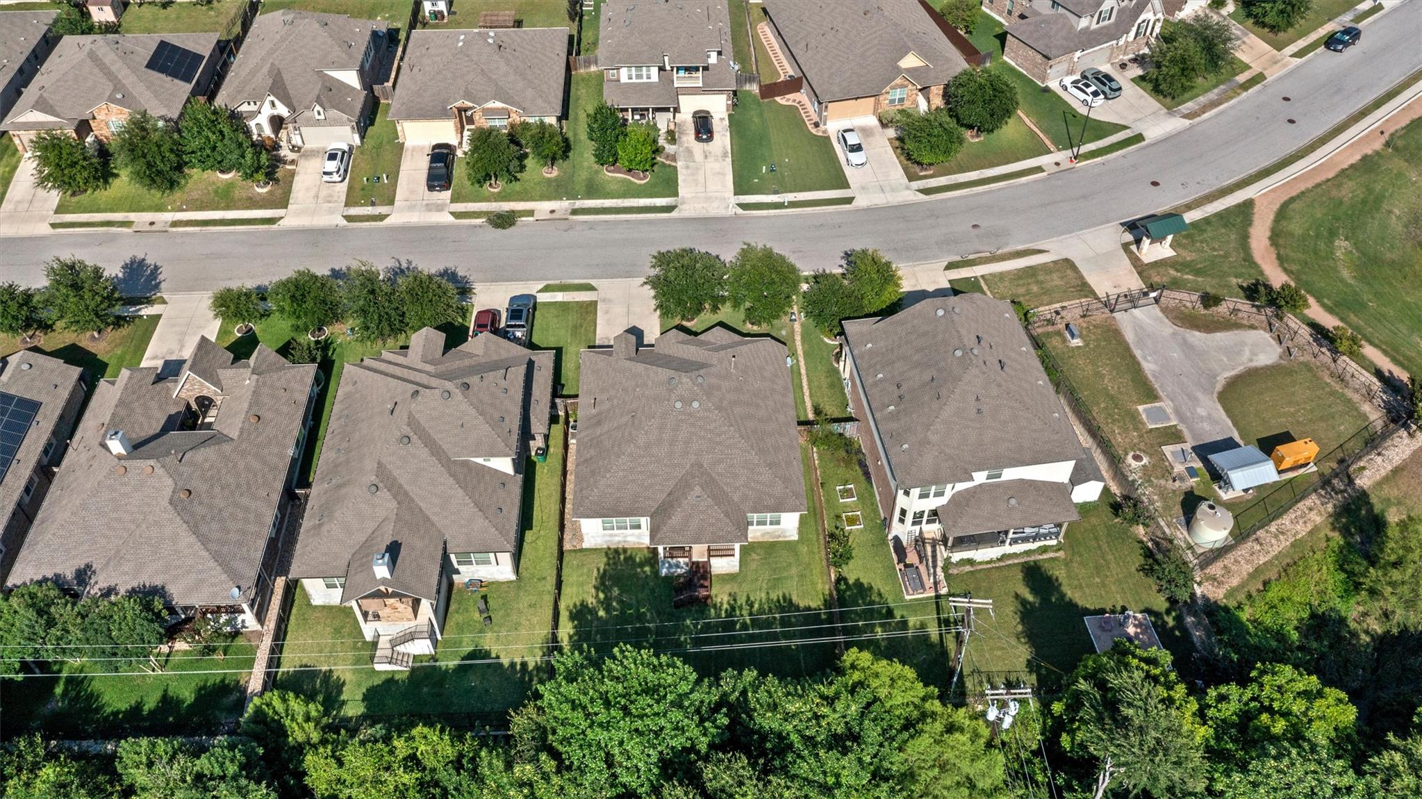 133 Kirkhill St, Hutto, TX 78634