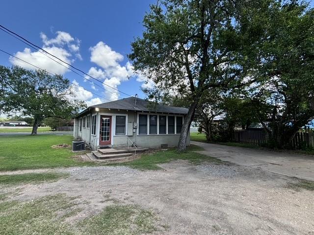 927937 N Franklin St, La Grange, TX 78945