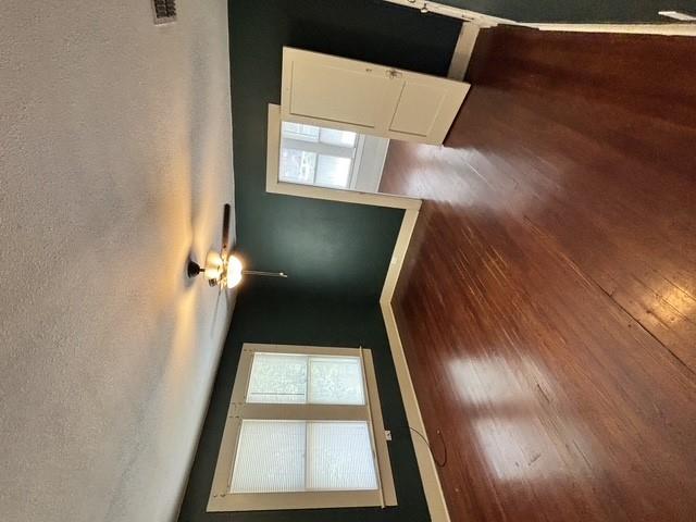 927937 N Franklin St, La Grange, TX 78945
