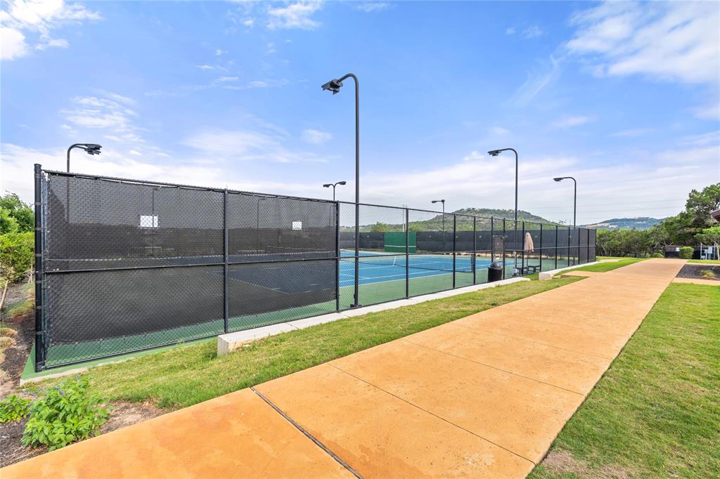 101 Cartwheel Bnd # 52, Austin, TX 78738