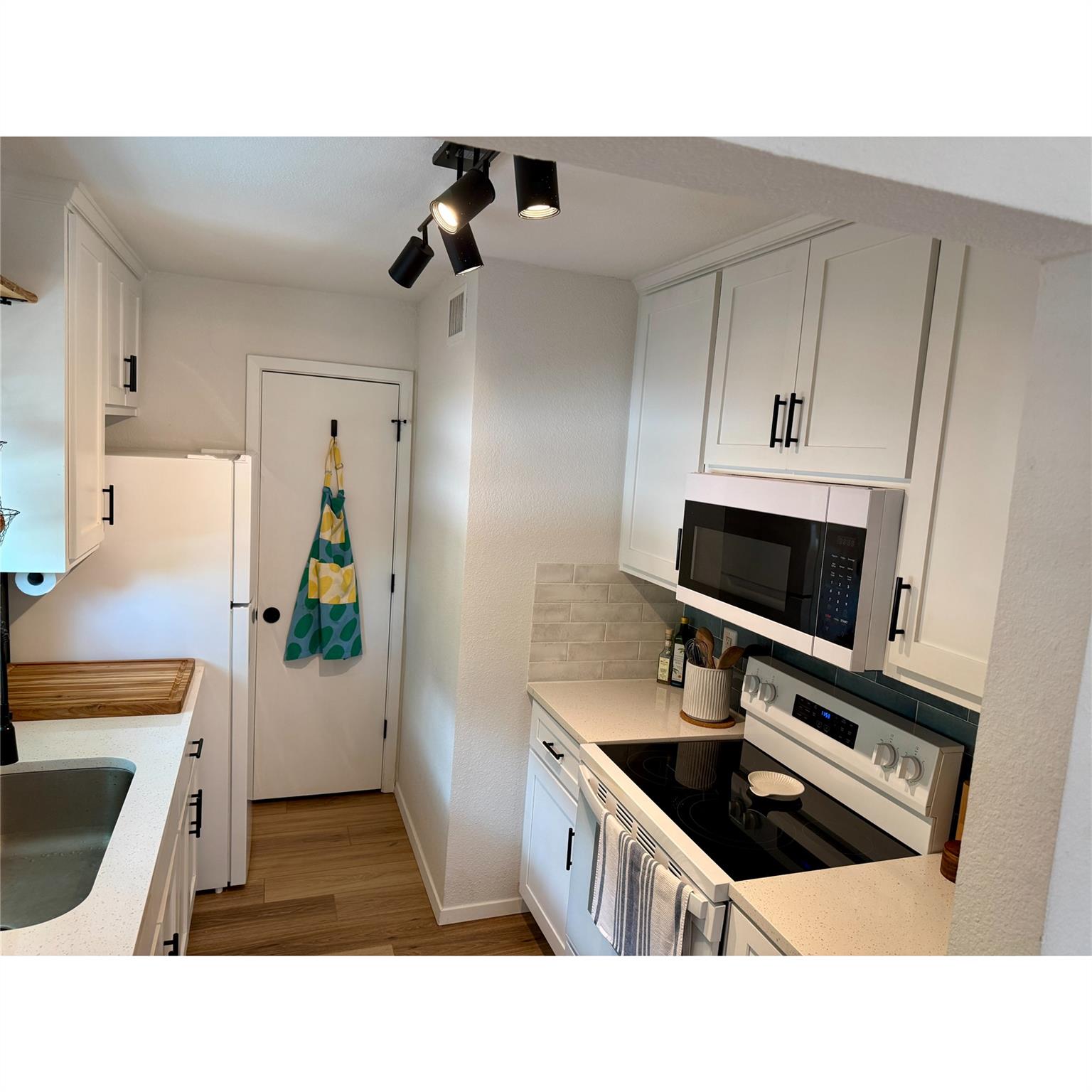 700 Nelray Blvd # 101, Austin, TX 78751