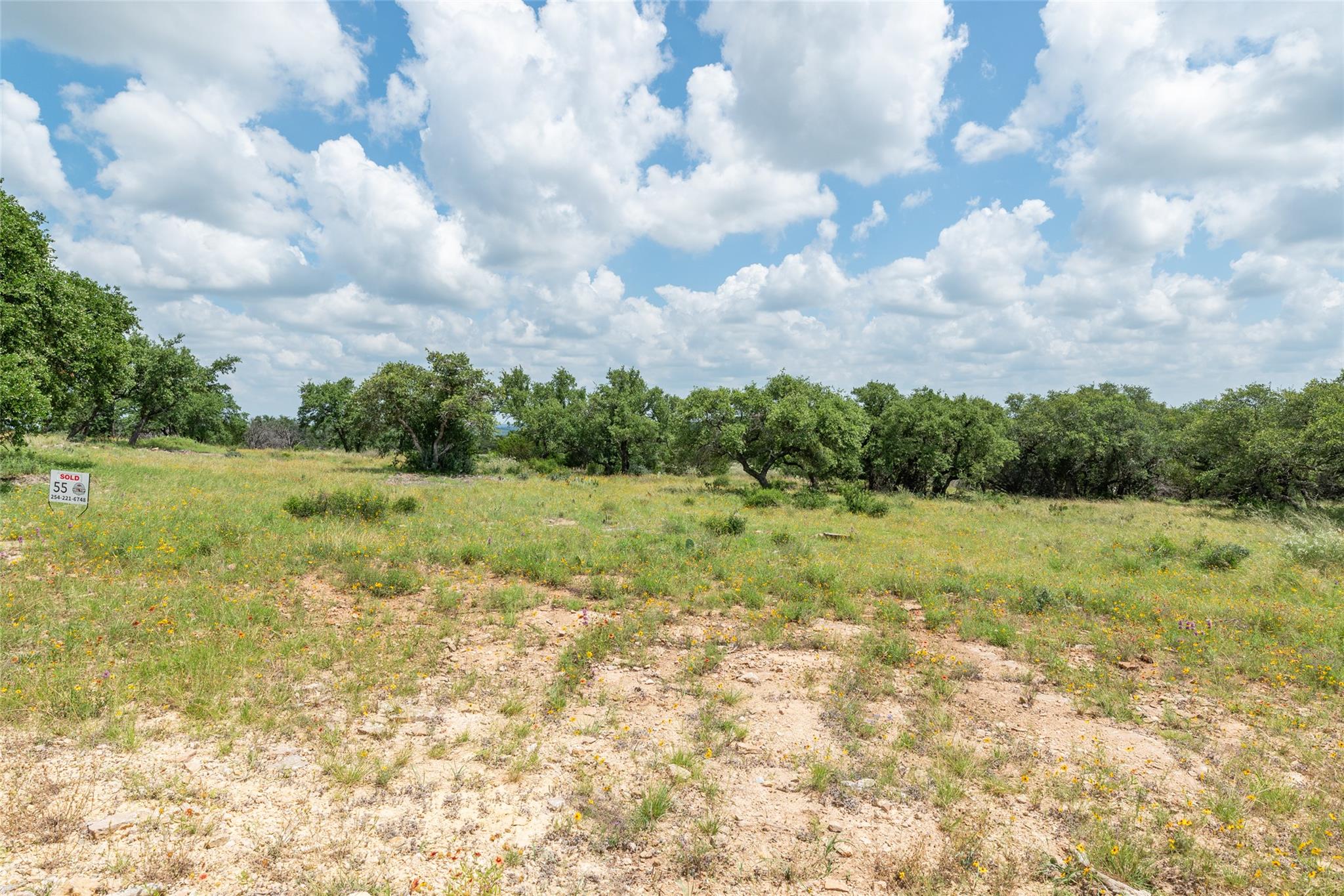 140 Longview Ln, San Saba, TX 76877