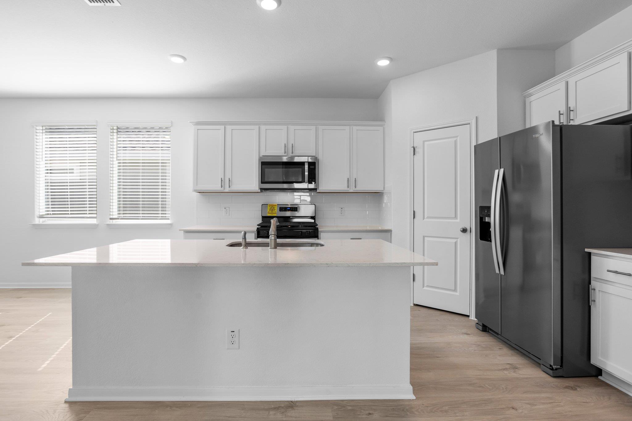 305 Brooks Ranch Dr, Kyle, TX 78640