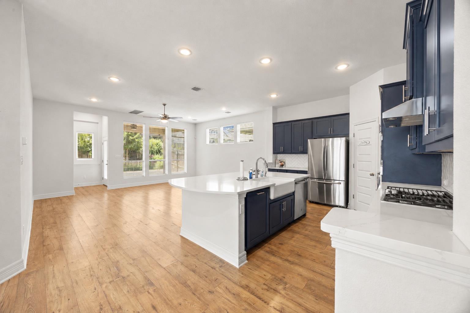 152 High Plains Dr, Georgetown, TX 78628