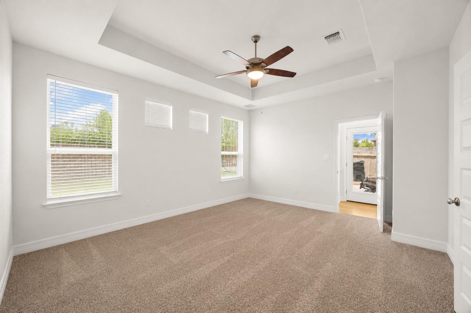 152 High Plains Dr, Georgetown, TX 78628