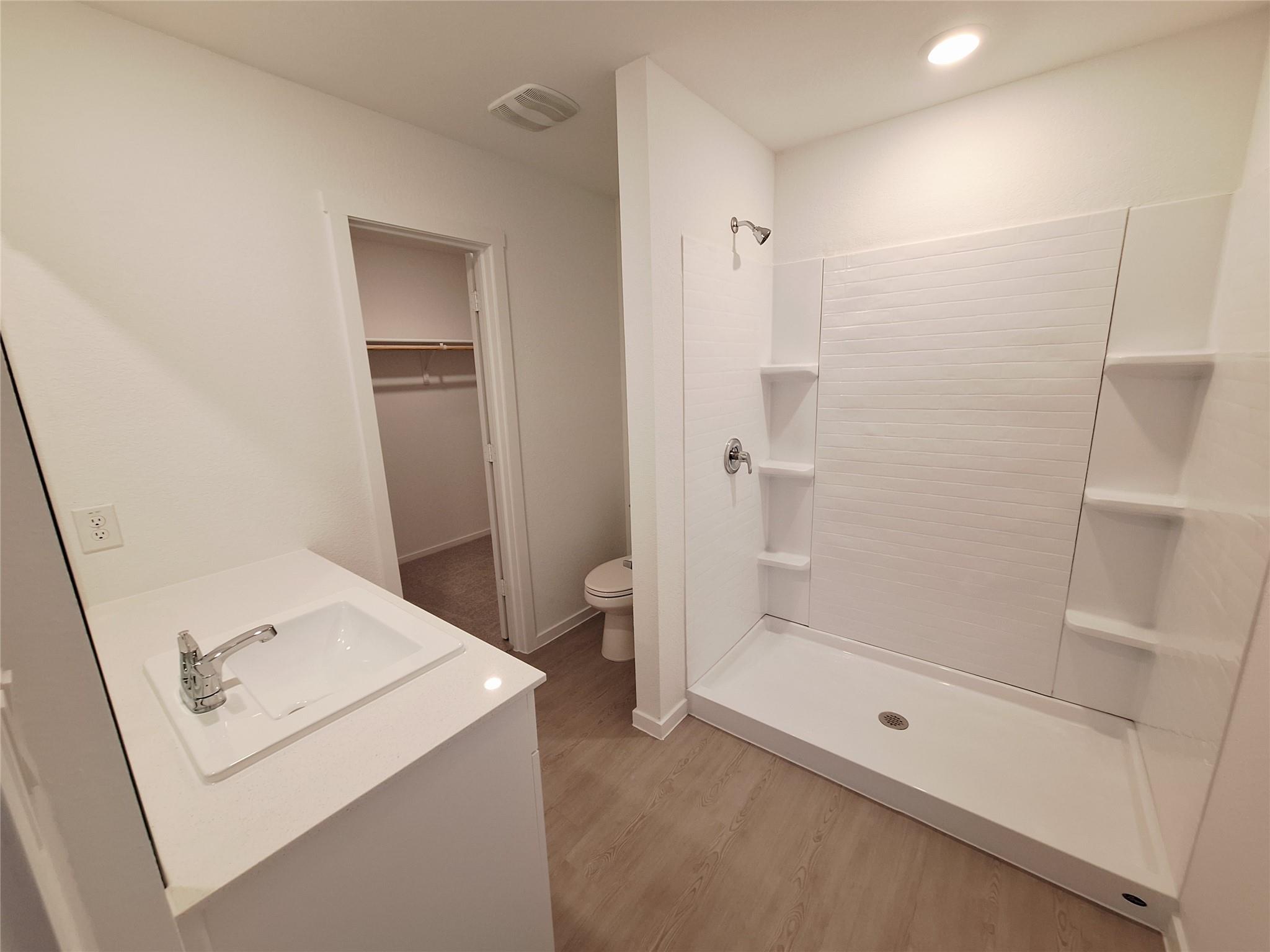 518 Firedance Ct, Hutto, TX 78634