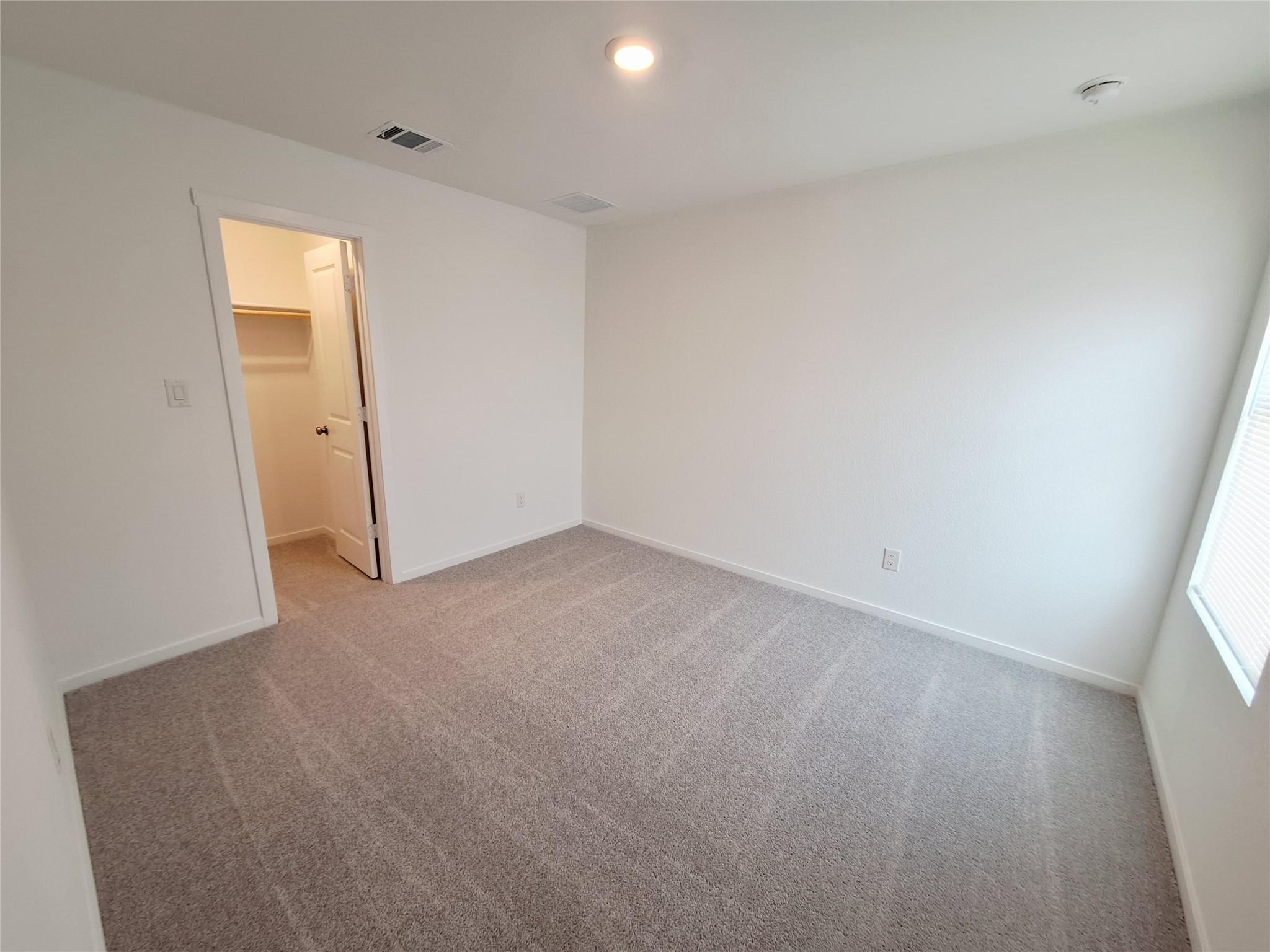 518 Firedance Ct, Hutto, TX 78634