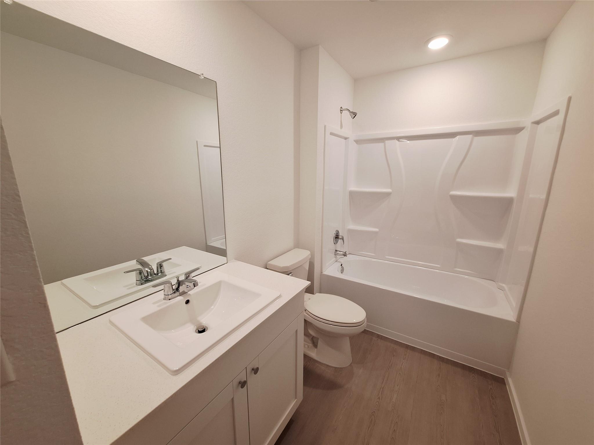 518 Firedance Ct, Hutto, TX 78634