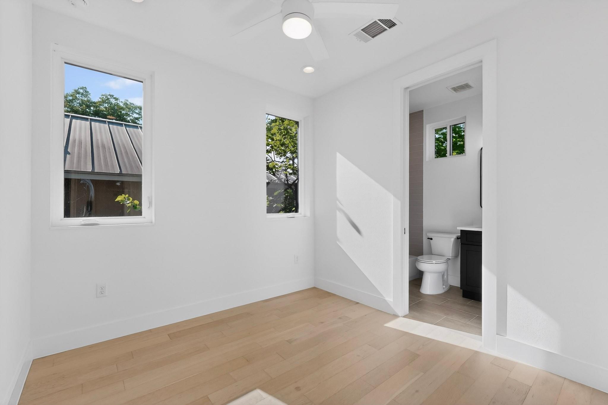 1708 Canterbury St # 2, Austin, TX 78702